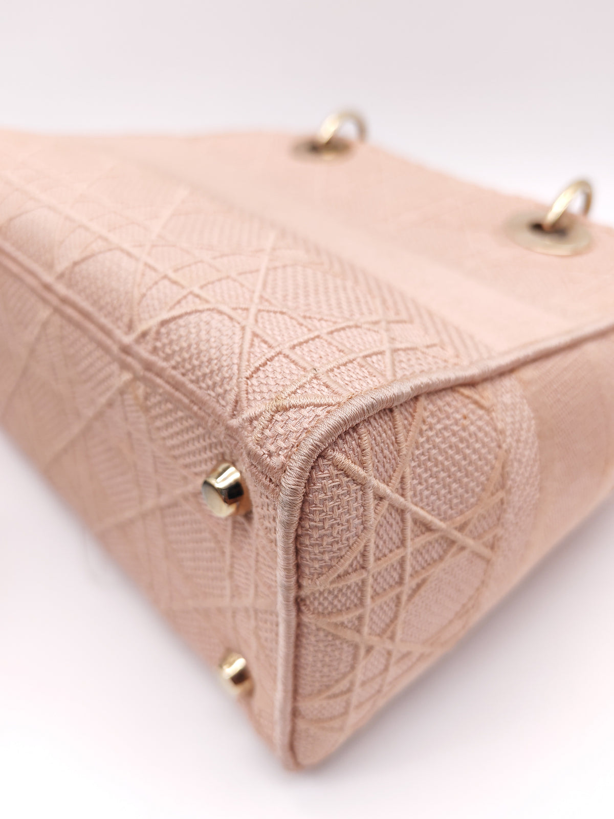 Christian Dior Lady D-Lite Medium Bag in Blush Rose Cannage Embroidery Canvas and Light Gold Hardware