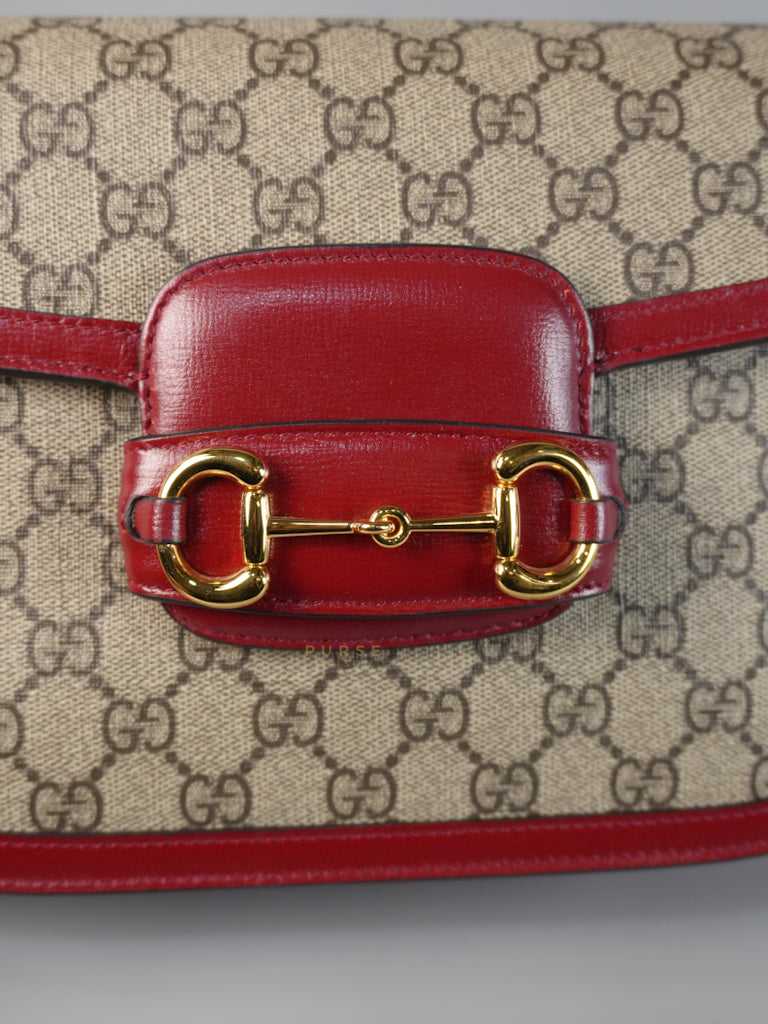Horsebit 1955 Medium in Beige/Red Canvas