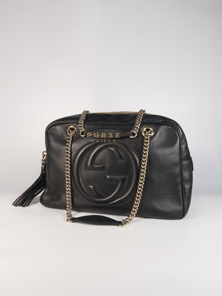 Soho Chain Zip Shoulder Bag in Black Calfskin Leather