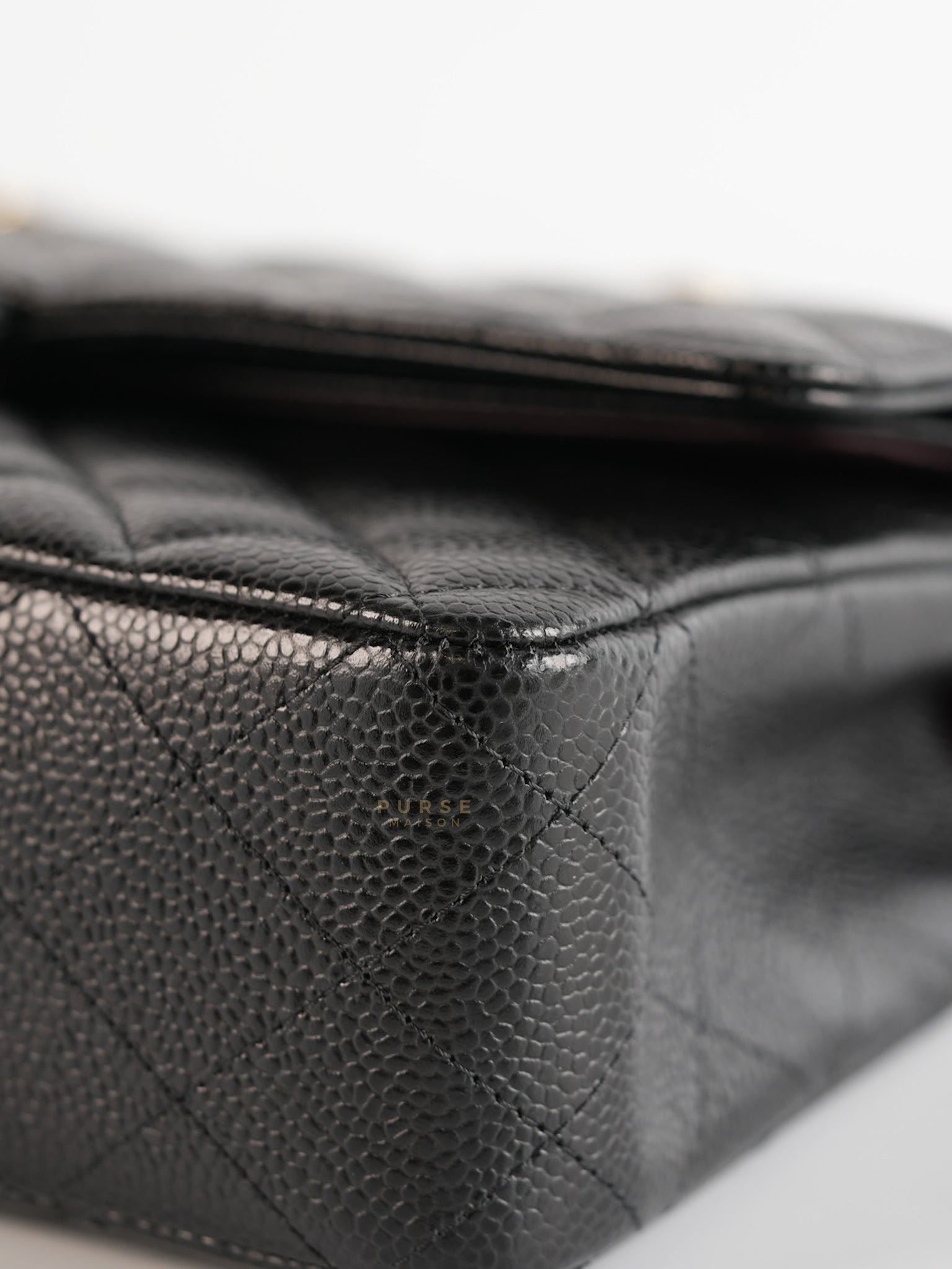 Classic Double Flap Medium in Black Caviar Gold Hardware(Series 23)