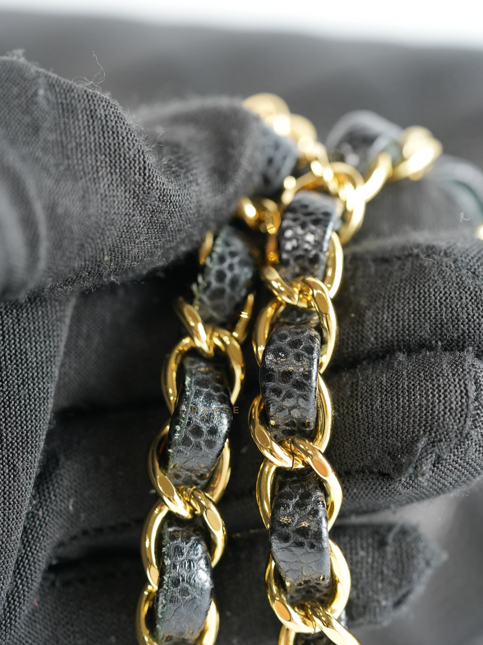 Classic Double Flap Medium in Black Caviar Gold Hardware(Series 22)