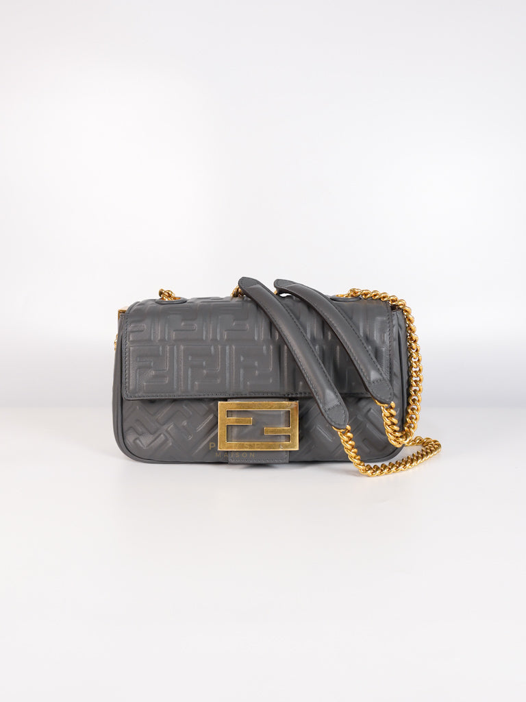 Baguette Small in Chain Midi Nappa Embossed Leather