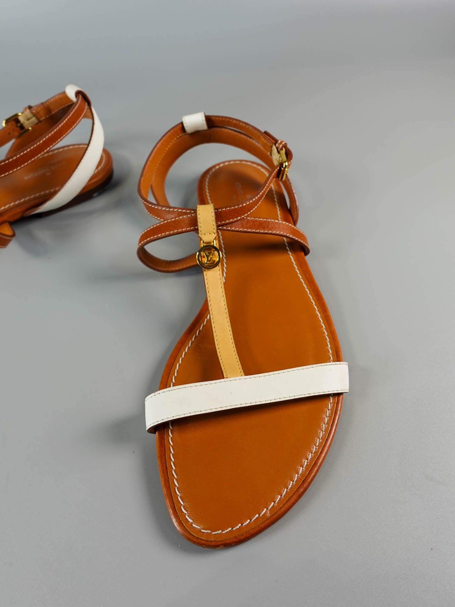 T-Strap Sandals Brown Size 40