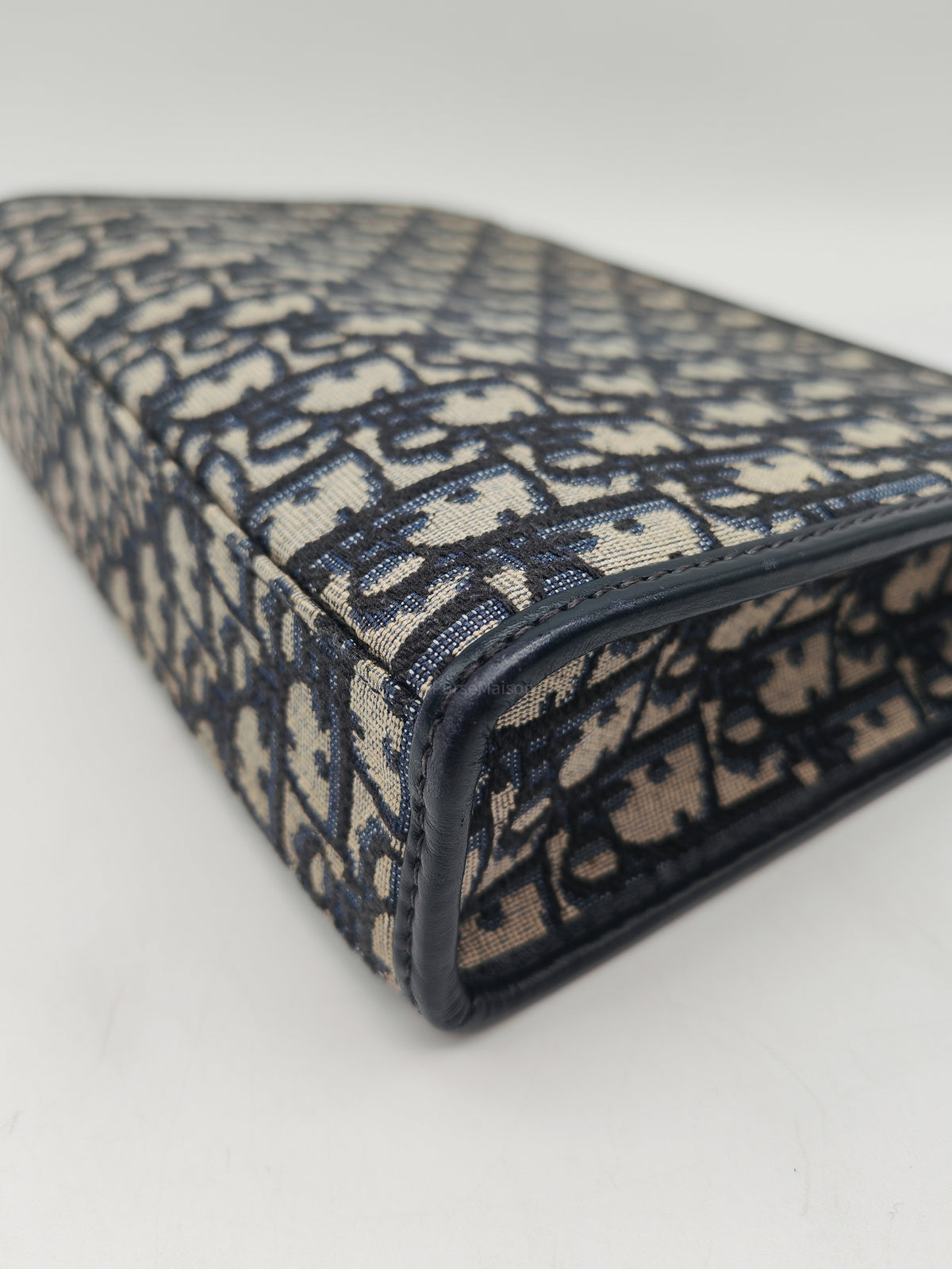 Christian Dior 30 Montaigne Dea Pouch in Blue Dior Oblique Jacquard Canvas and Gold Hardware