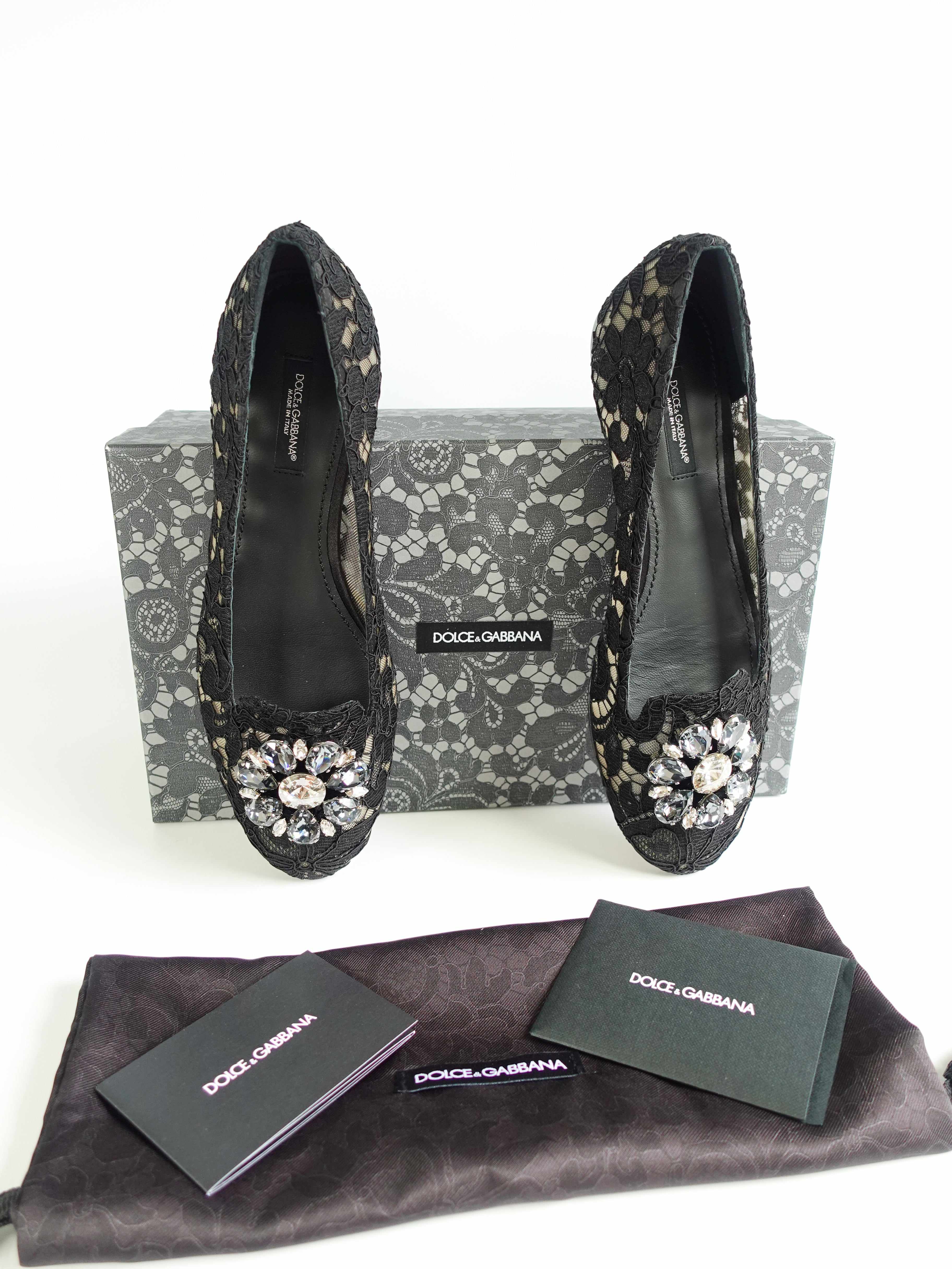 Dolce & Gabbana Black Taormina Lace Crystal Loafers Flat (Size 37.5 EUR, 25.5cm)