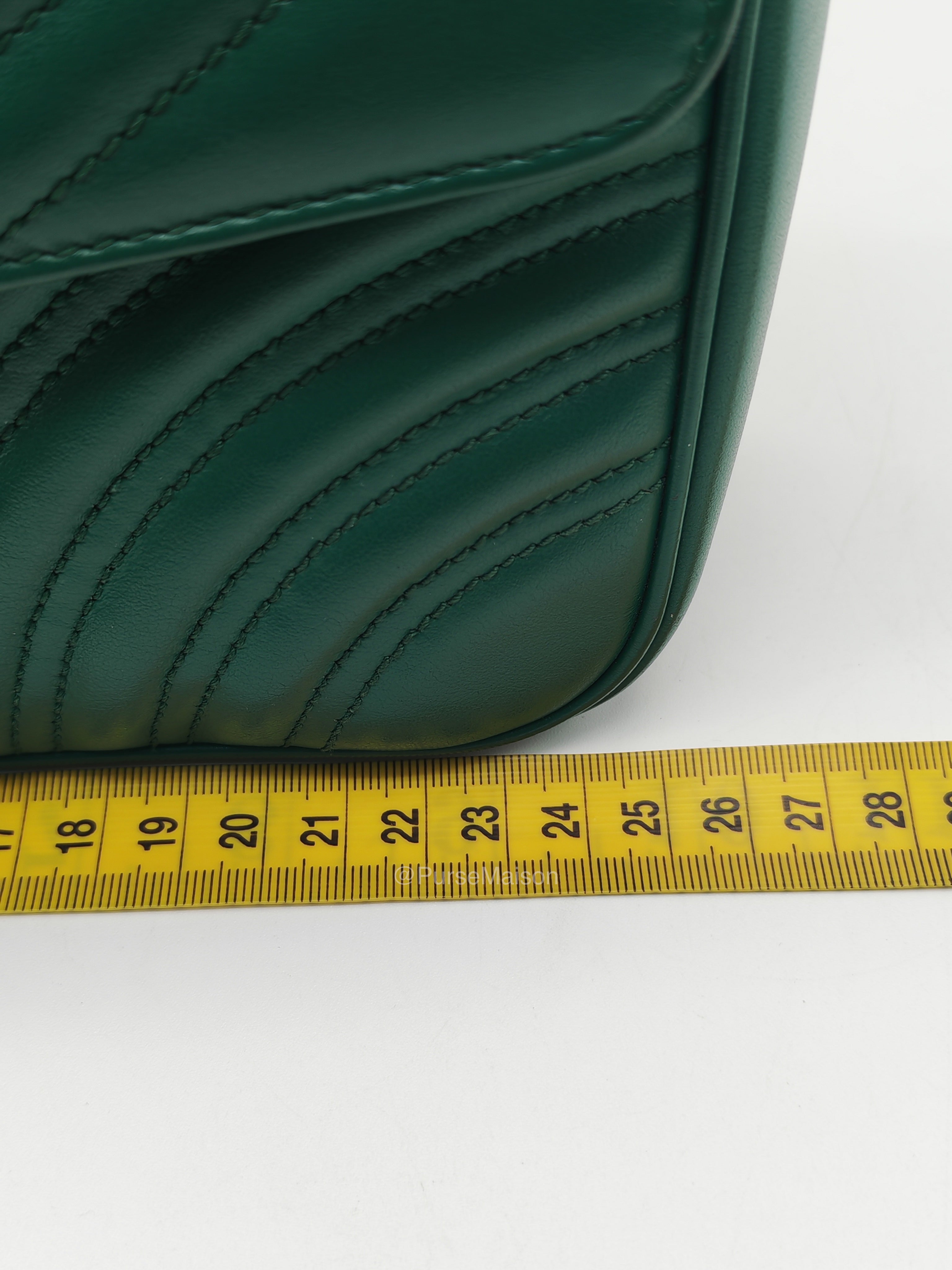 Gucci GG Marmont Shoulder Bag Small in Green Chevron Matelasse Calfskin Leather and Gold Hardware