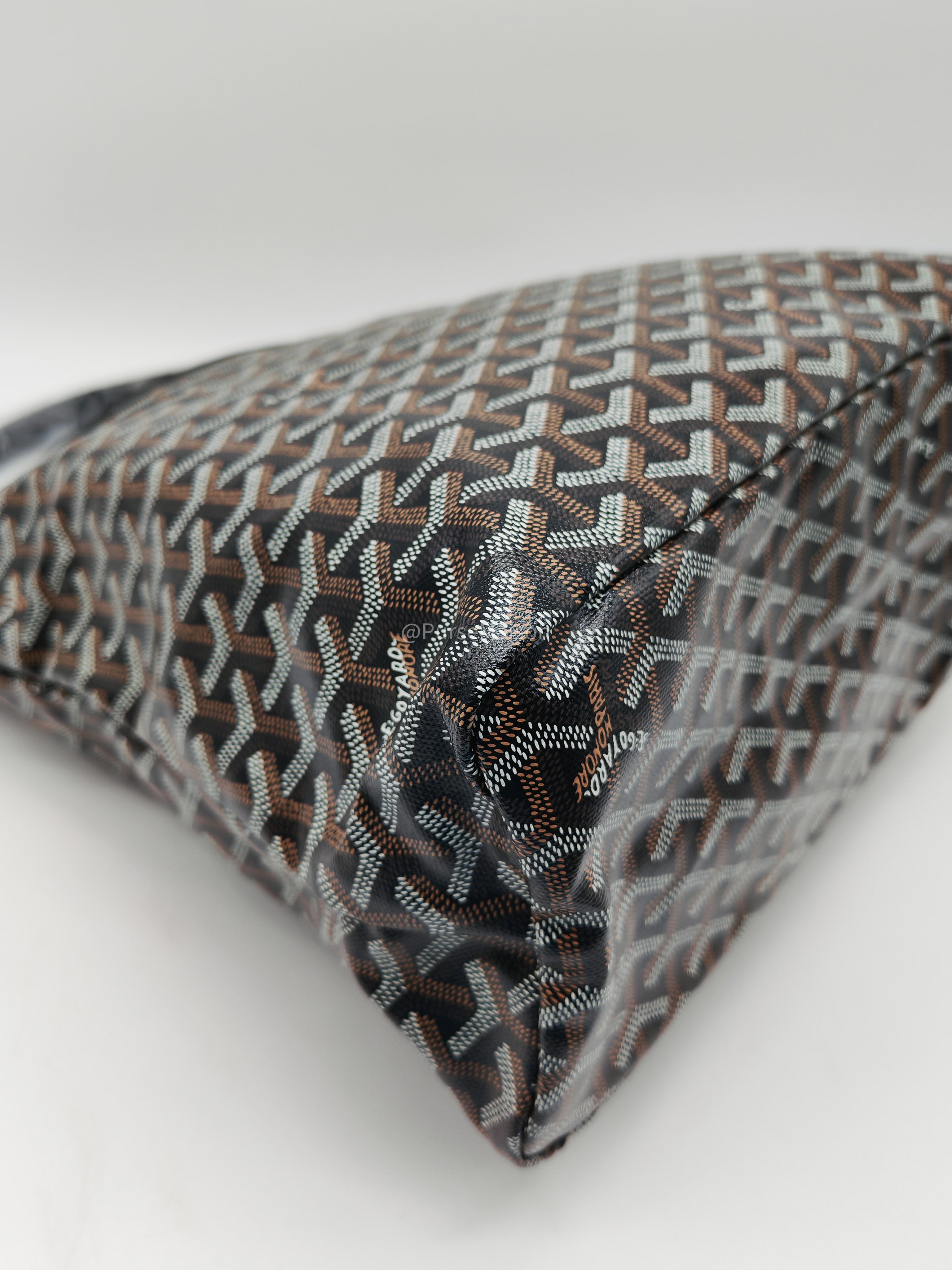 Goyard Boheme Hobo Bag PM in Black Goyardine Canvas