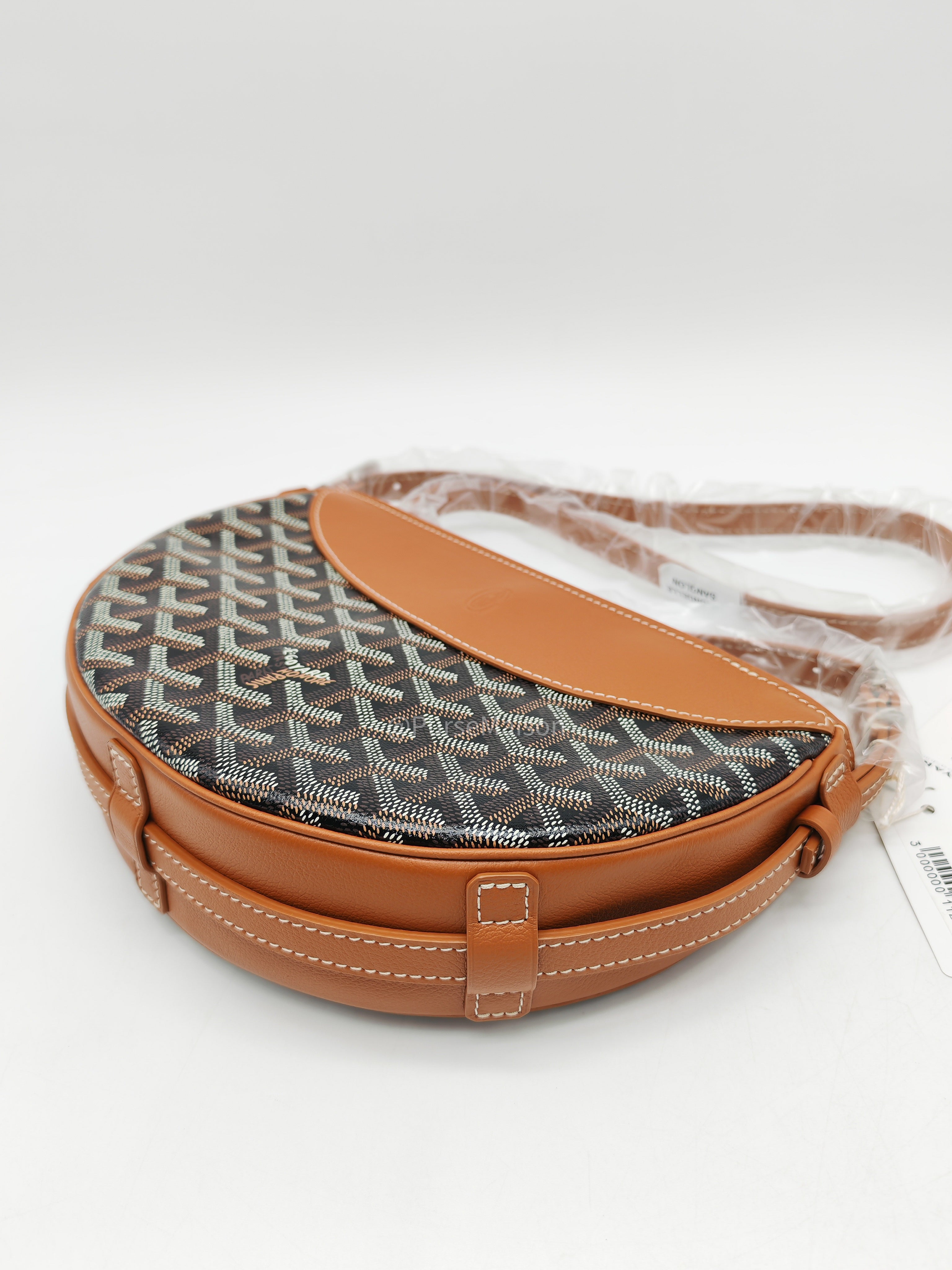Goyard Hirondelle in Tan Goyardine Canvas Shoulder Bag