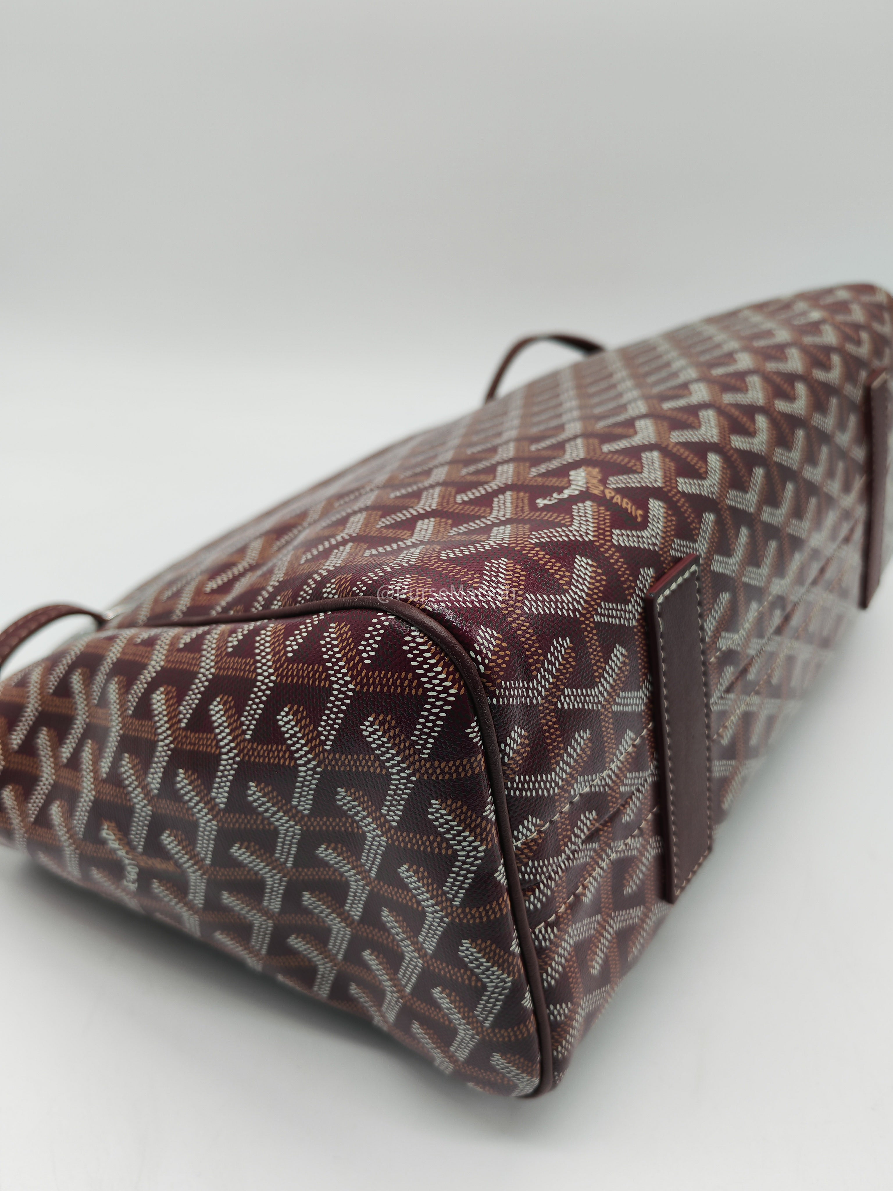Goyard Rouette Souple Shoulder Bag PM in Burgundy Goyardine Canvas