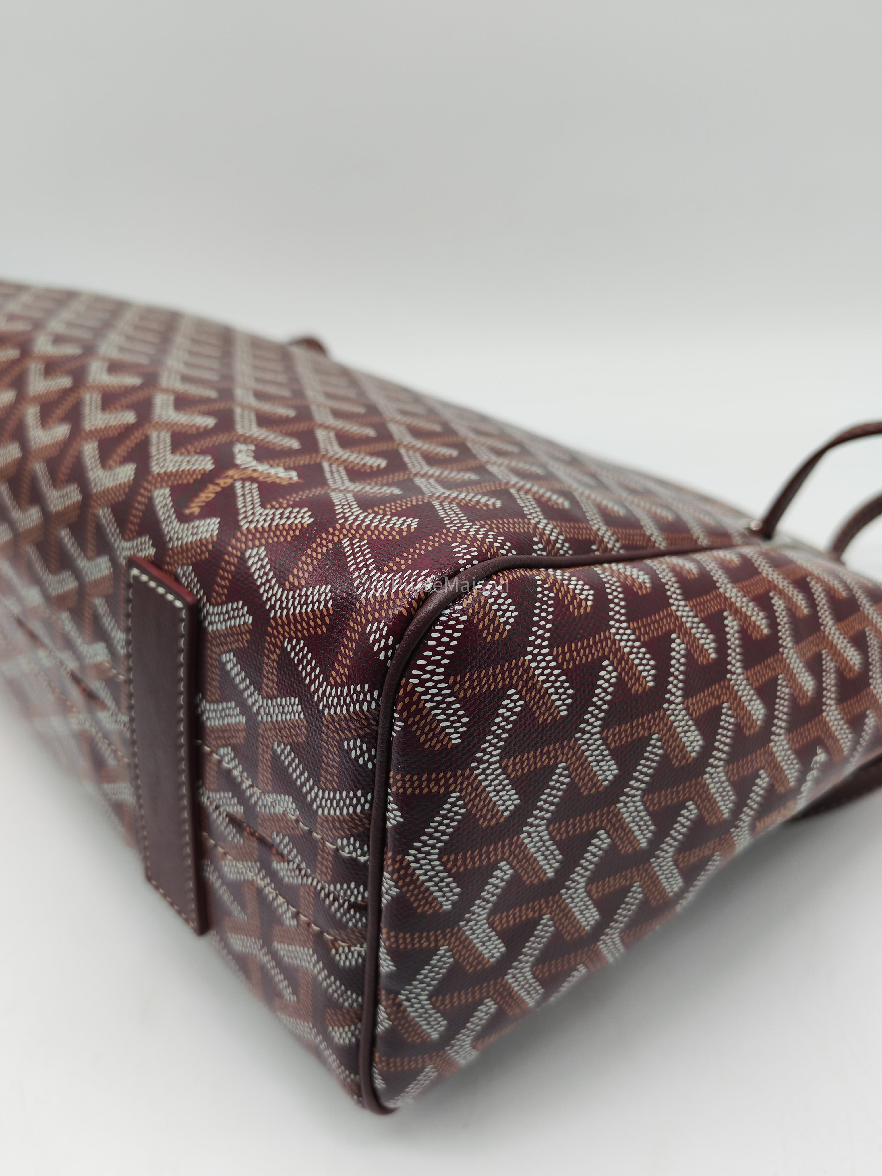 Goyard Rouette Souple Shoulder Bag PM in Burgundy Goyardine Canvas