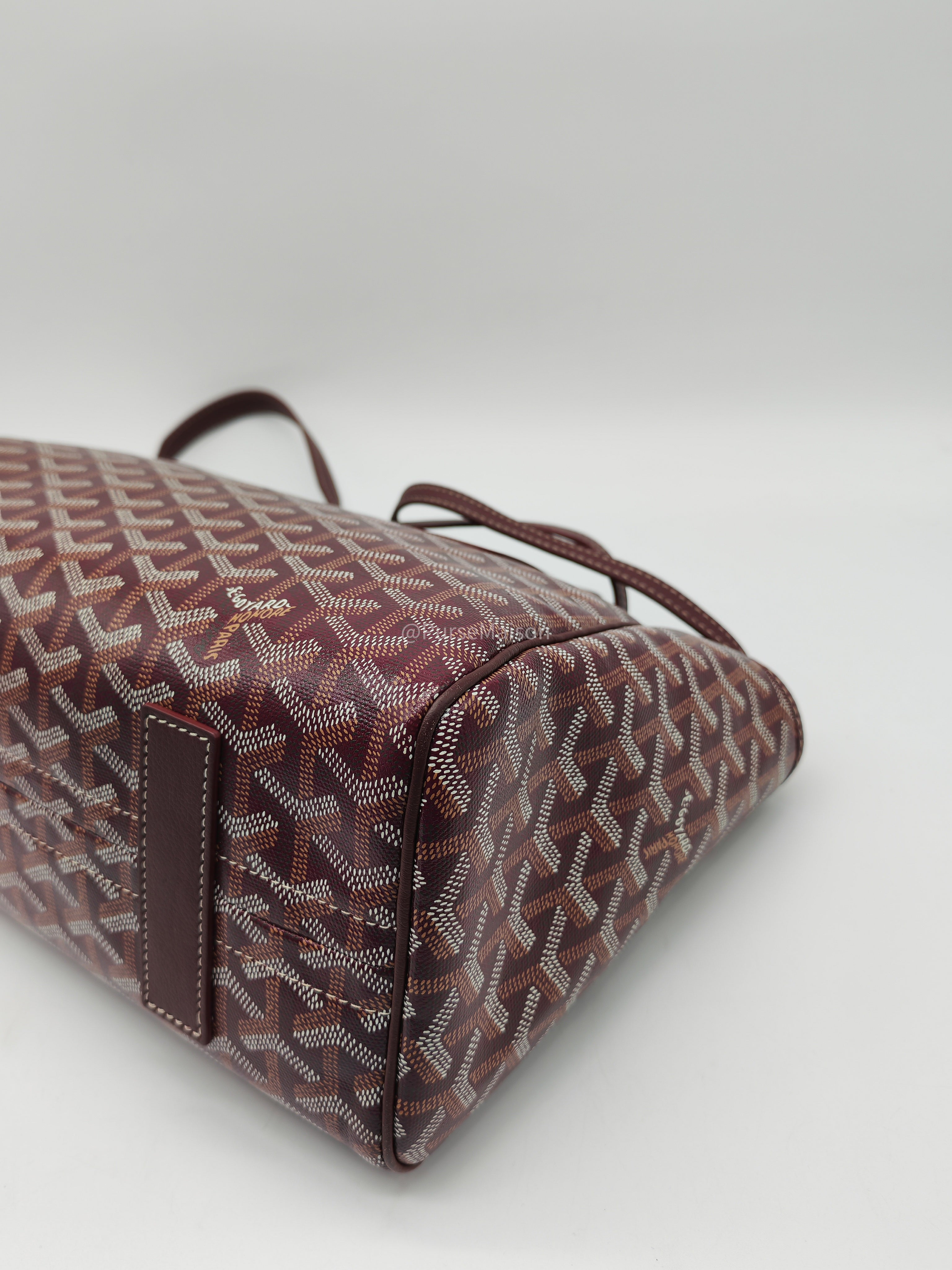 Goyard Rouette Souple Shoulder Bag PM in Burgundy Goyardine Canvas