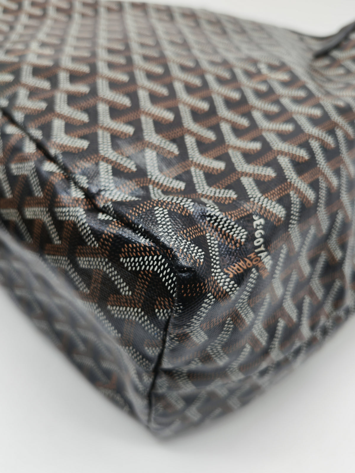 Goyard Saint Louis Tote Bag PM in Black Goyardine Canvas
