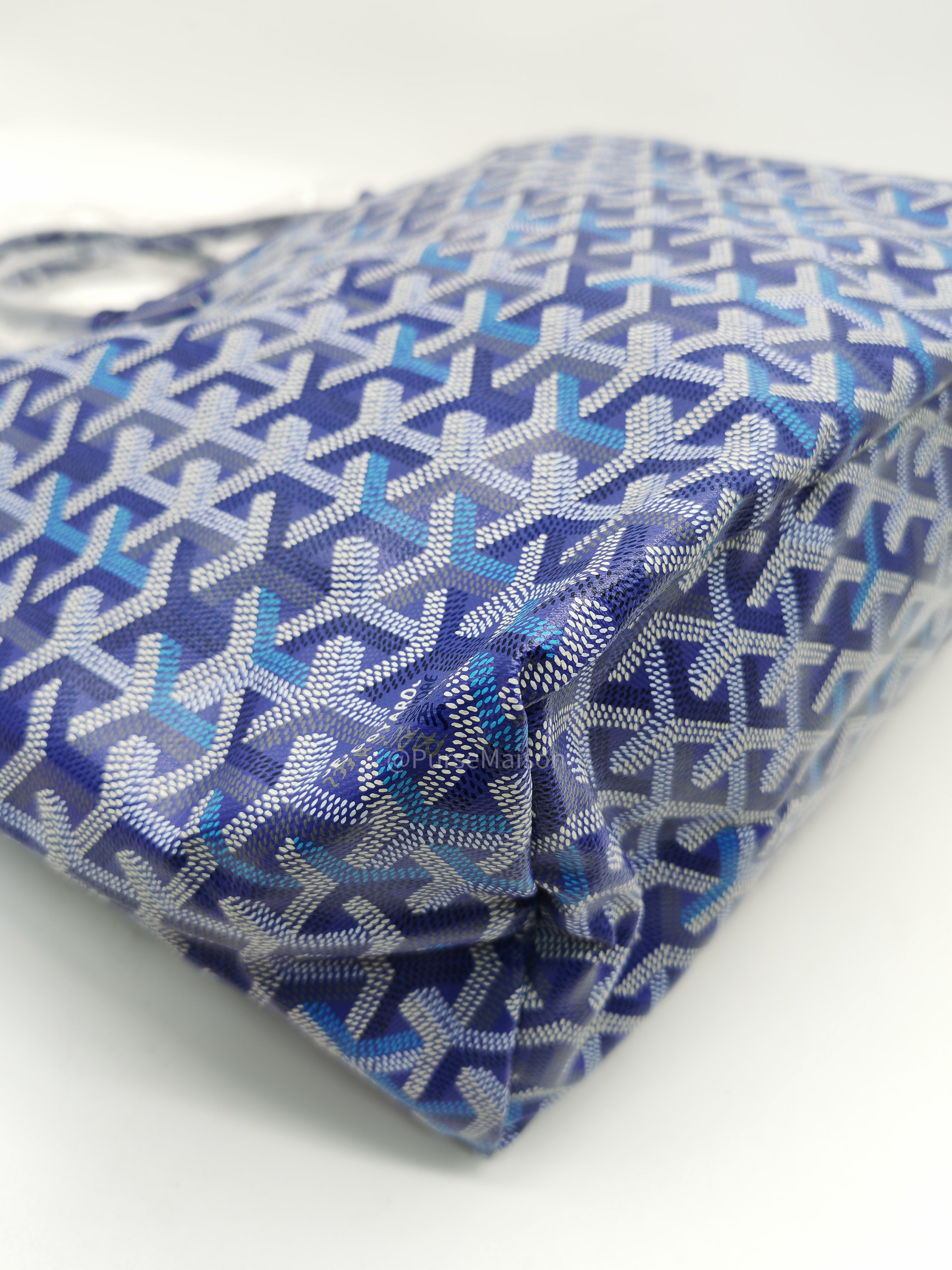 Goyard Saint Louis PM Tote Bag in Multicolored Blueberry Purple Canvas Limited Edition with Croc Universel Clip Charm