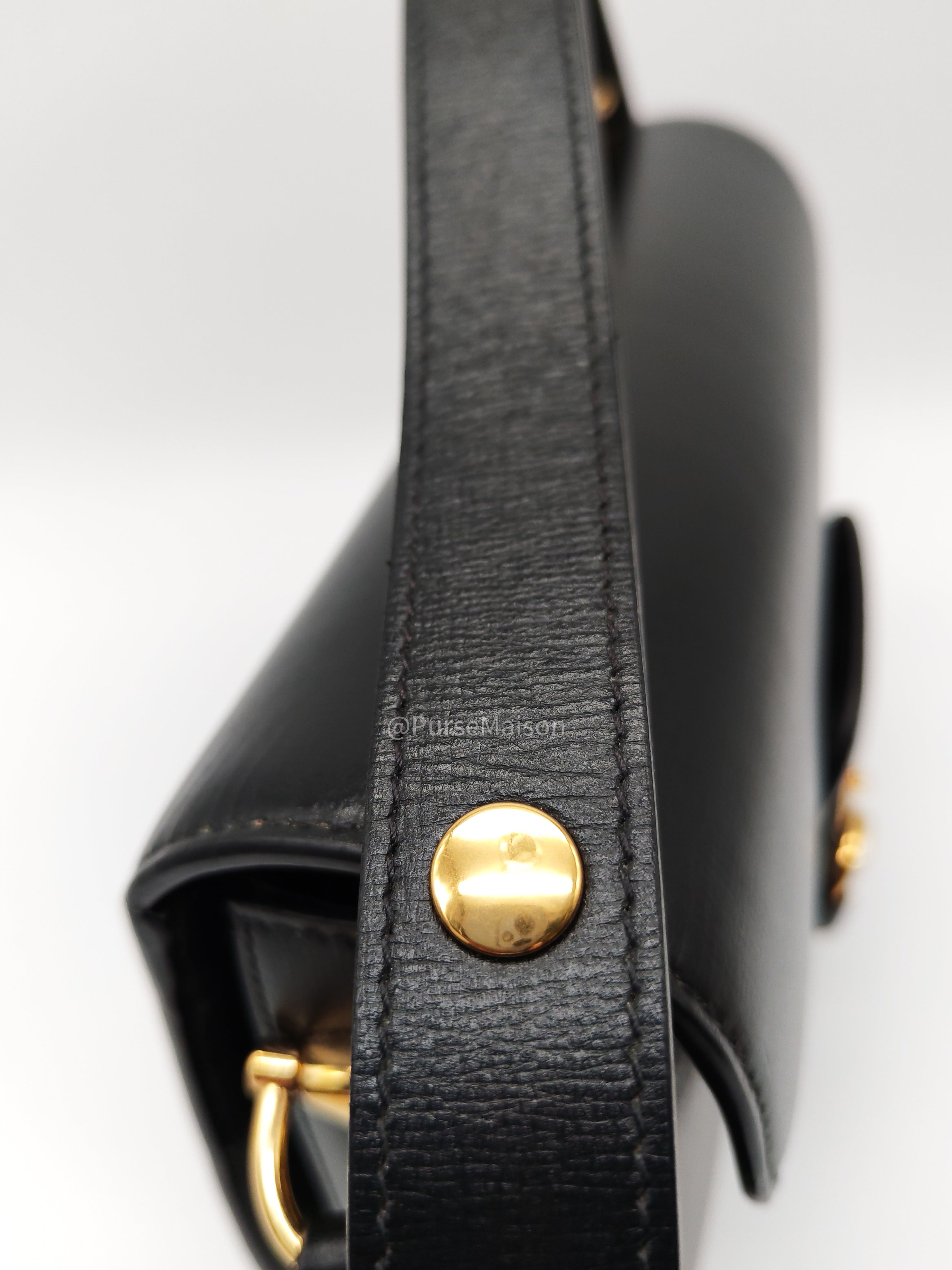 Gucci Horsebit 1955 Shoulder Bag Medium in Black Calfskin Leather