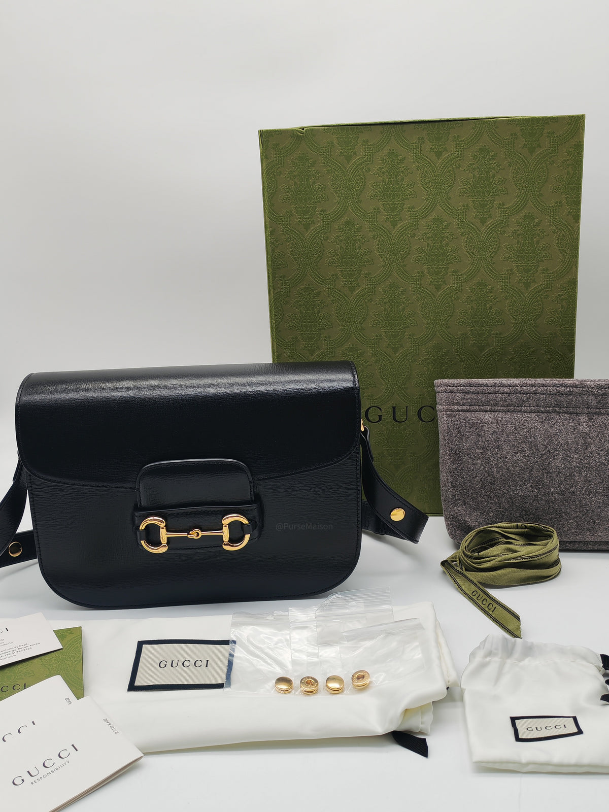 Gucci Horsebit 1955 Shoulder Bag Medium in Black Calfskin Leather