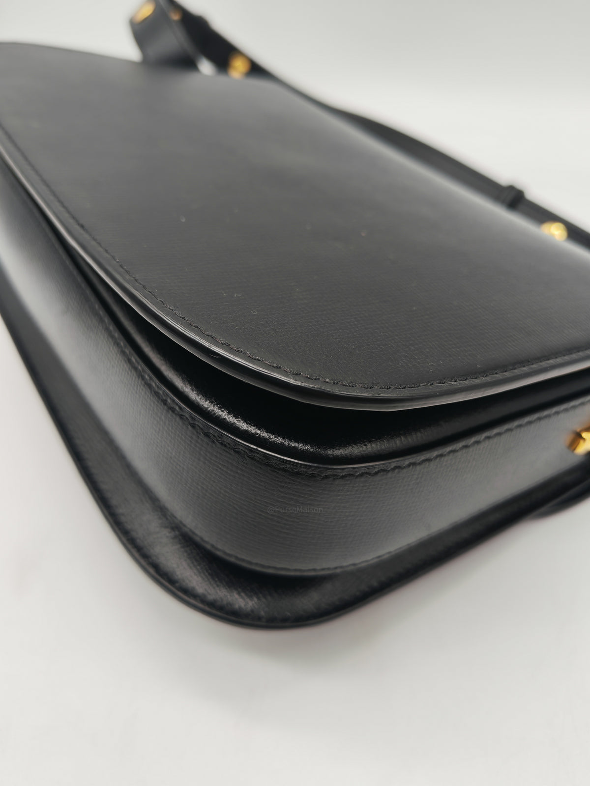 Gucci Horsebit 1955 Shoulder Bag Medium in Black Calfskin Leather