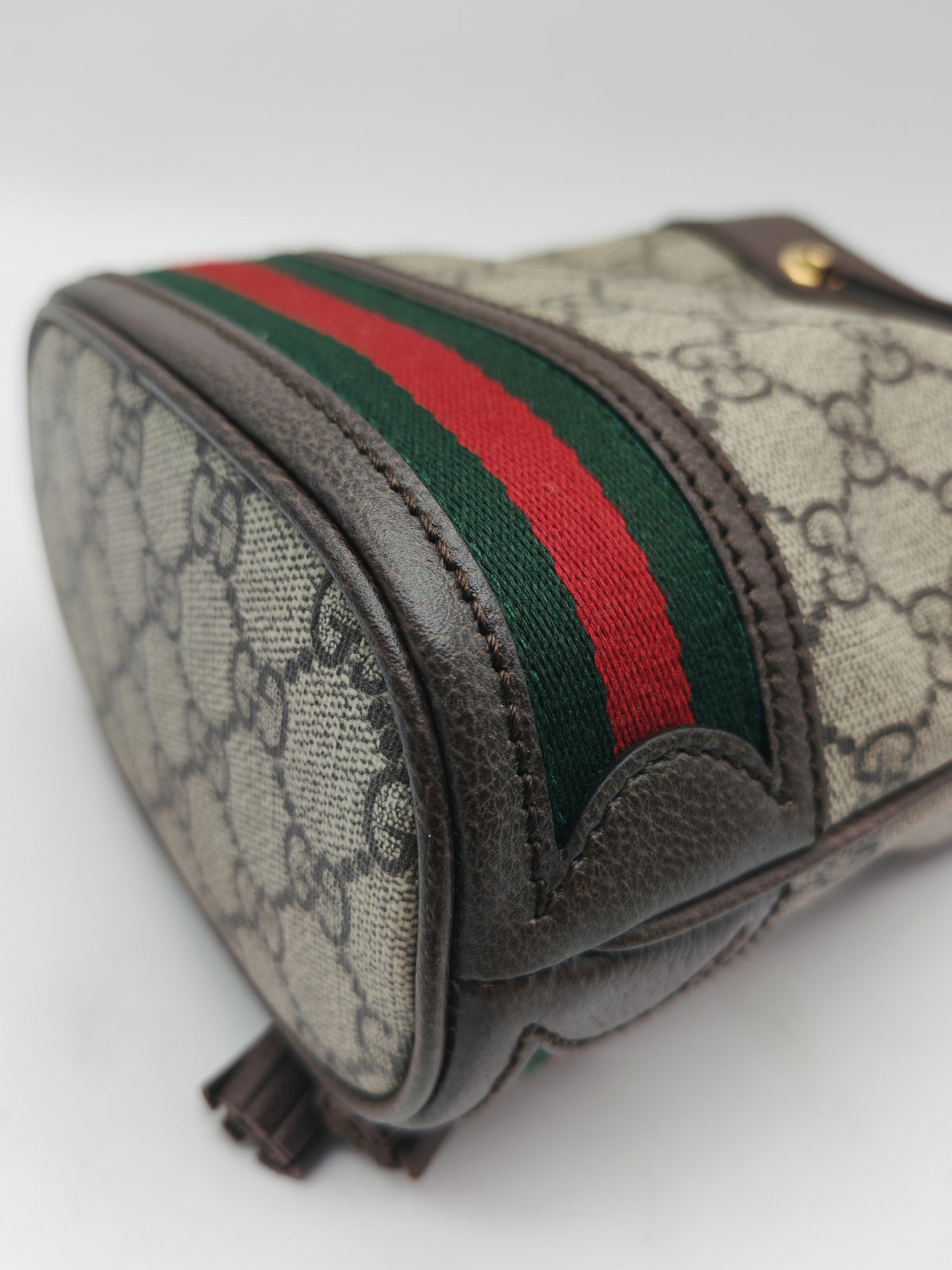 Gucci Ophidia Mini Bucket Bag in GG Supreme Monogram Canvas and Gold Hardware