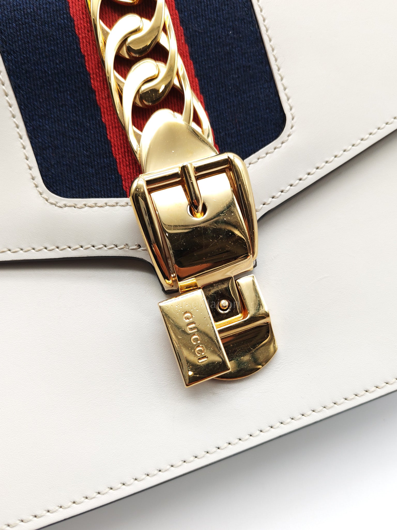 Gucci Sylvie Shoulder Bag in Off White Smooth Calfskin Leather