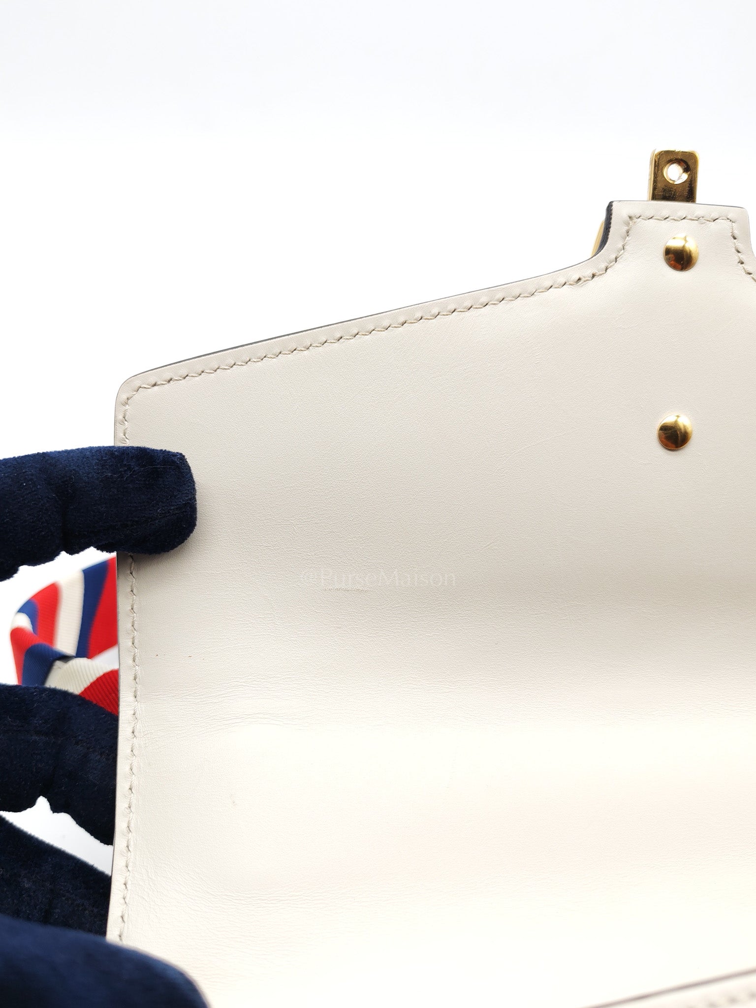 Gucci Sylvie Shoulder Bag in Off White Smooth Calfskin Leather