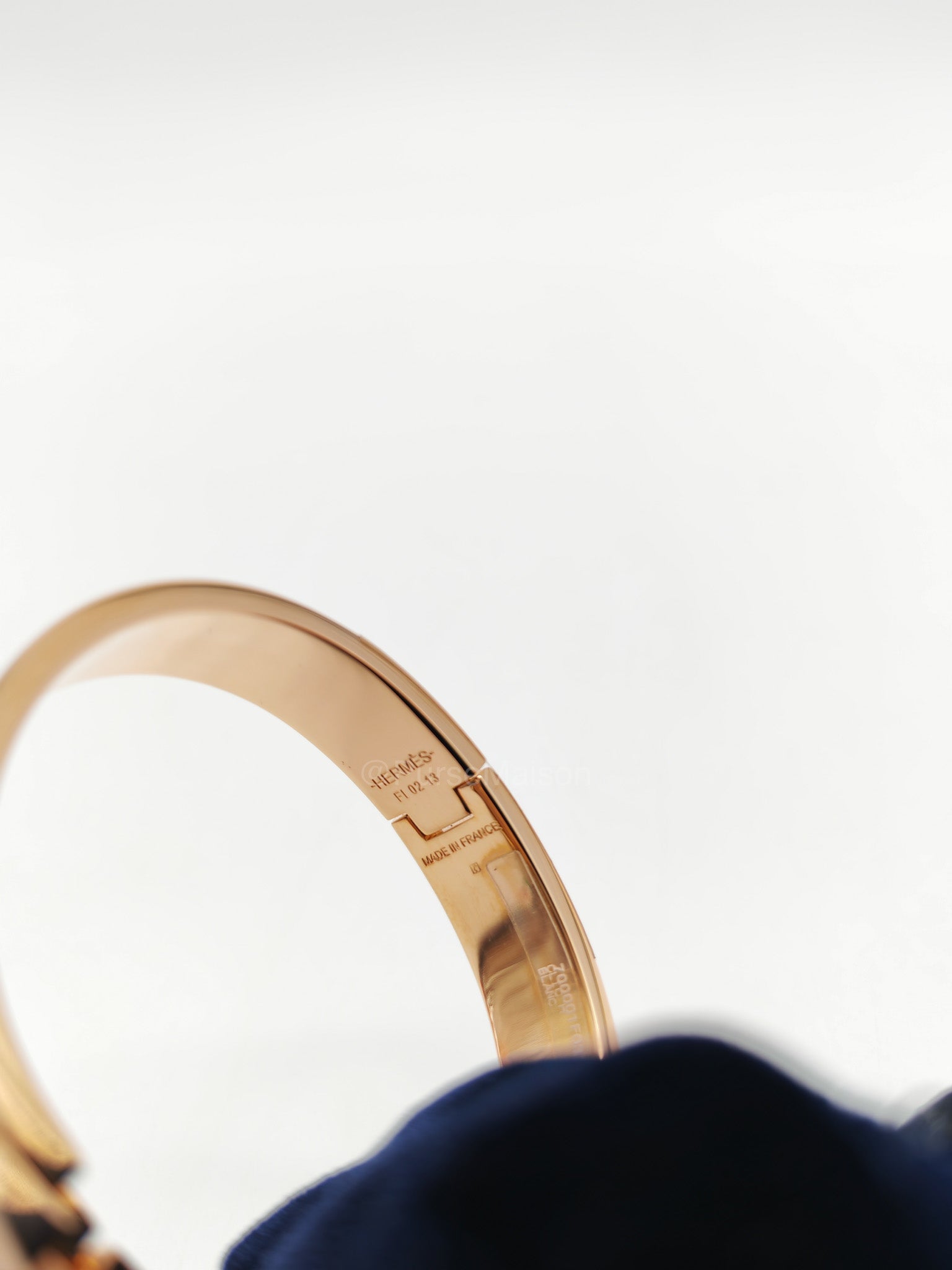 Hermes Clic H PM White Enamel Rosegold Hardware Bracelet