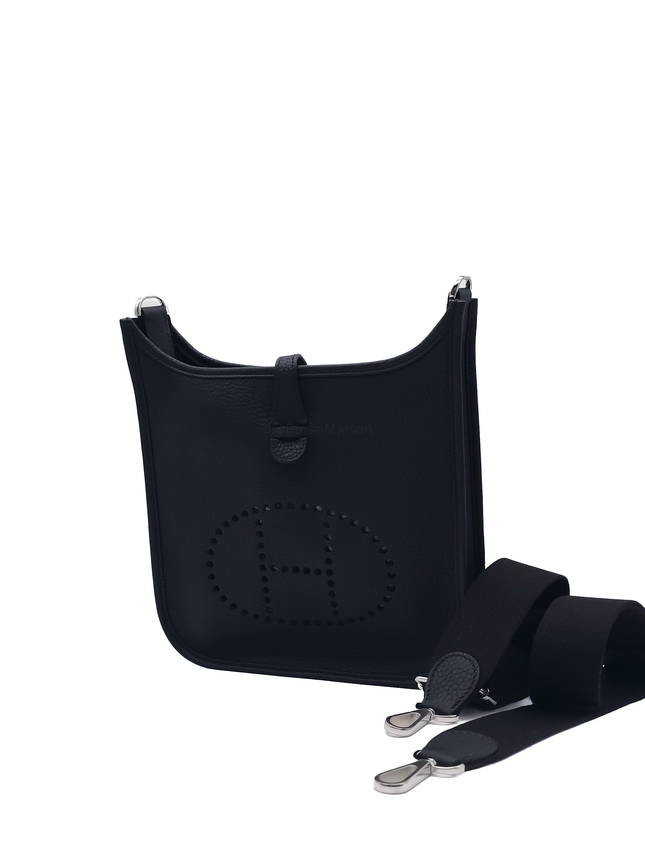 Hermes Evelyne 23 in Black Taurillon Clemence Leather Palladium Hardware Stamp G(2026)