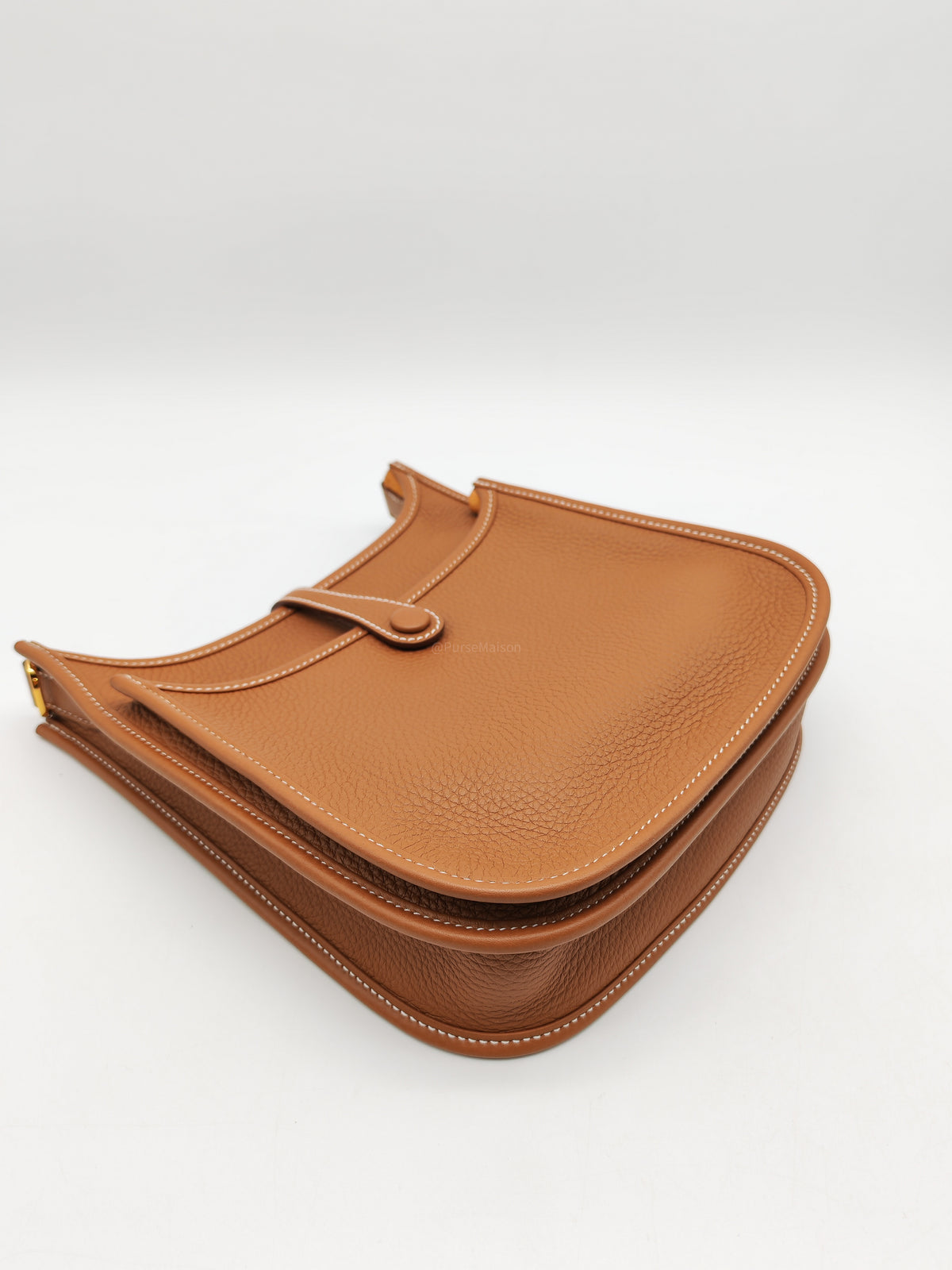 Hermes Evelyne 23 in Gold Taurillon Clemence Leather Gold Hardware Stamp G(2026)