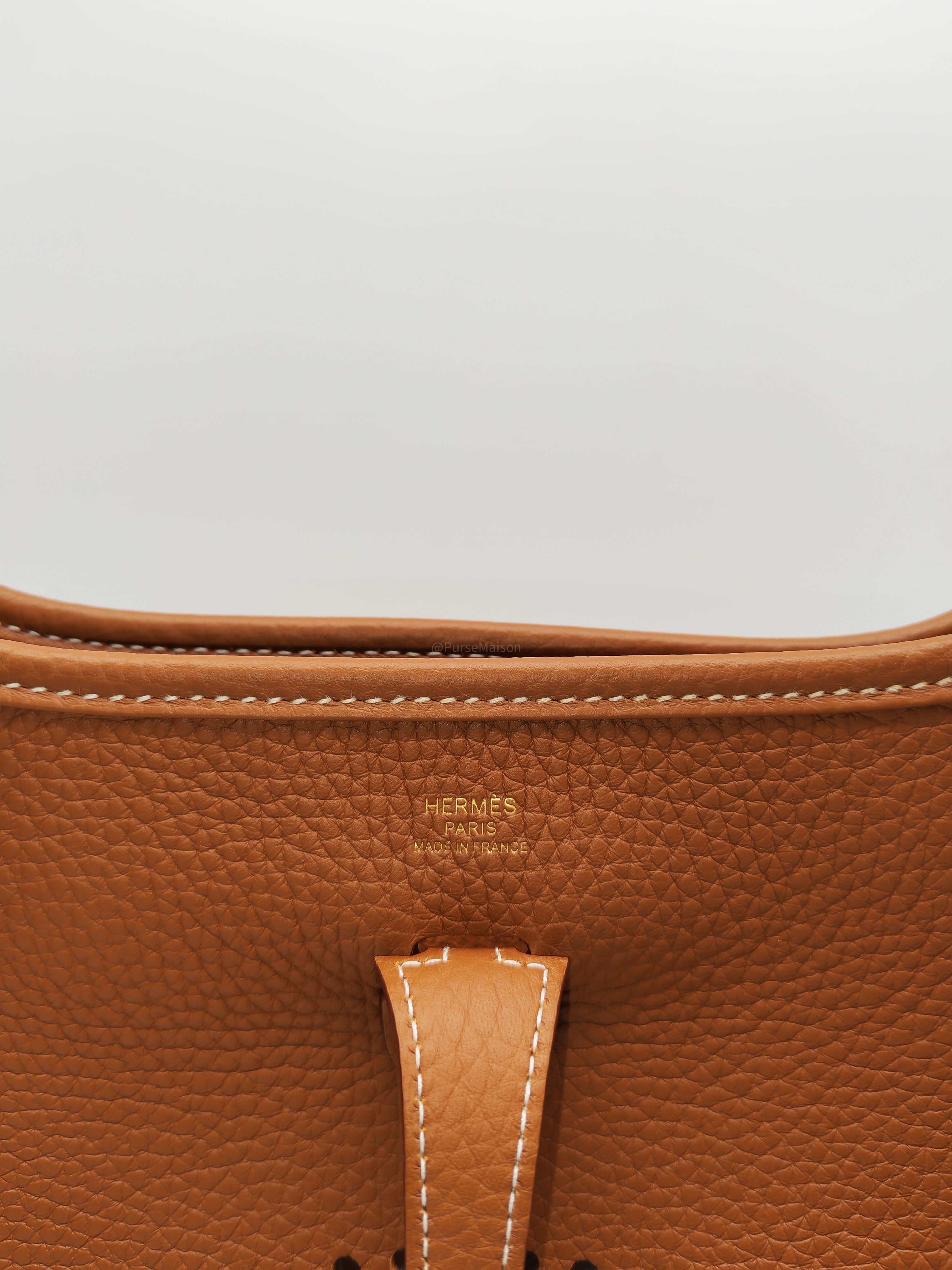 Hermes Evelyne 23 in Gold Taurillon Clemence Leather Gold Hardware Stamp G(2026)