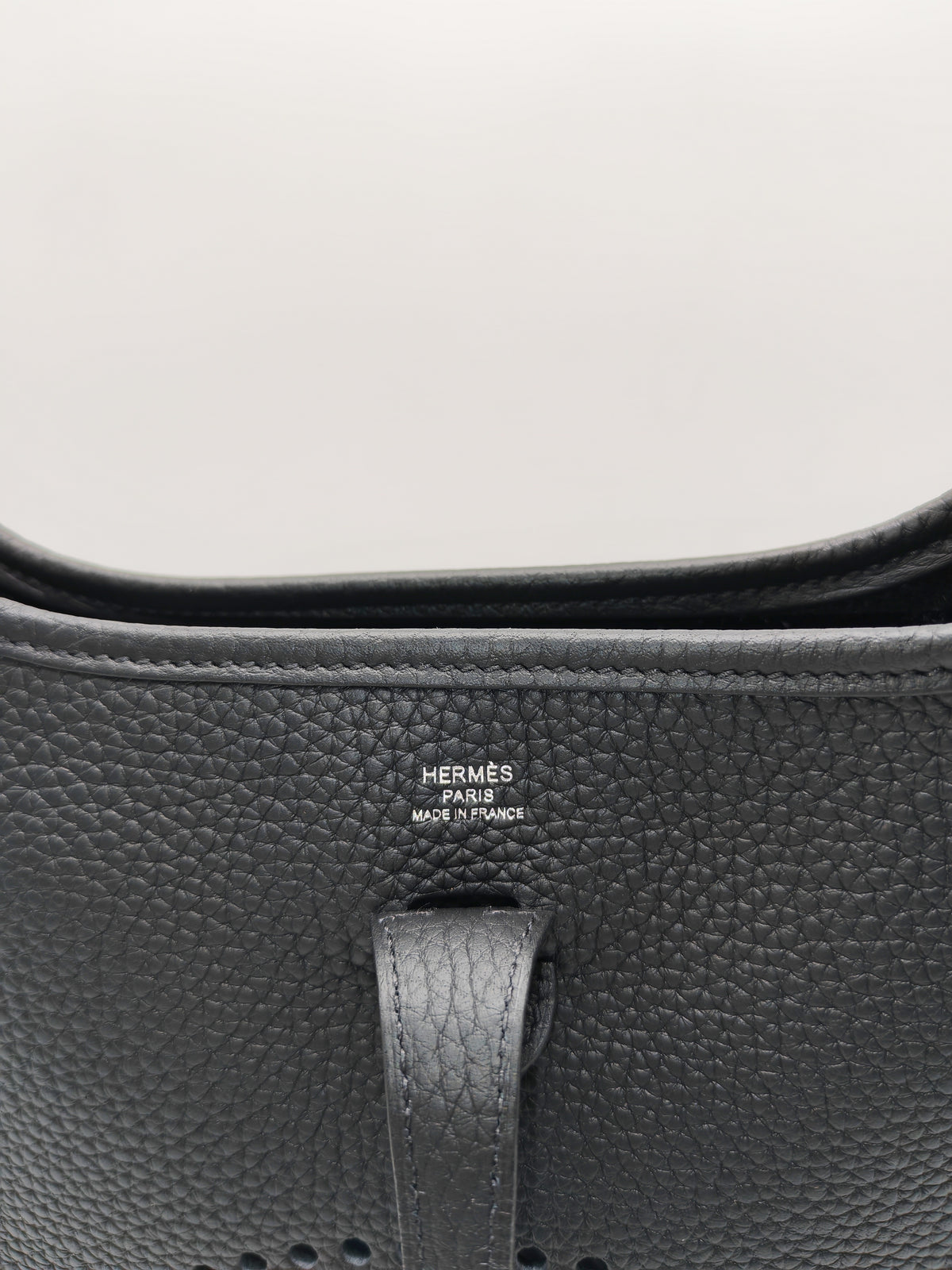 Hermes Evelyne 23 in Black/Noir Taurillon Clemence Leather Palladium Hardware Stamp G(2026)