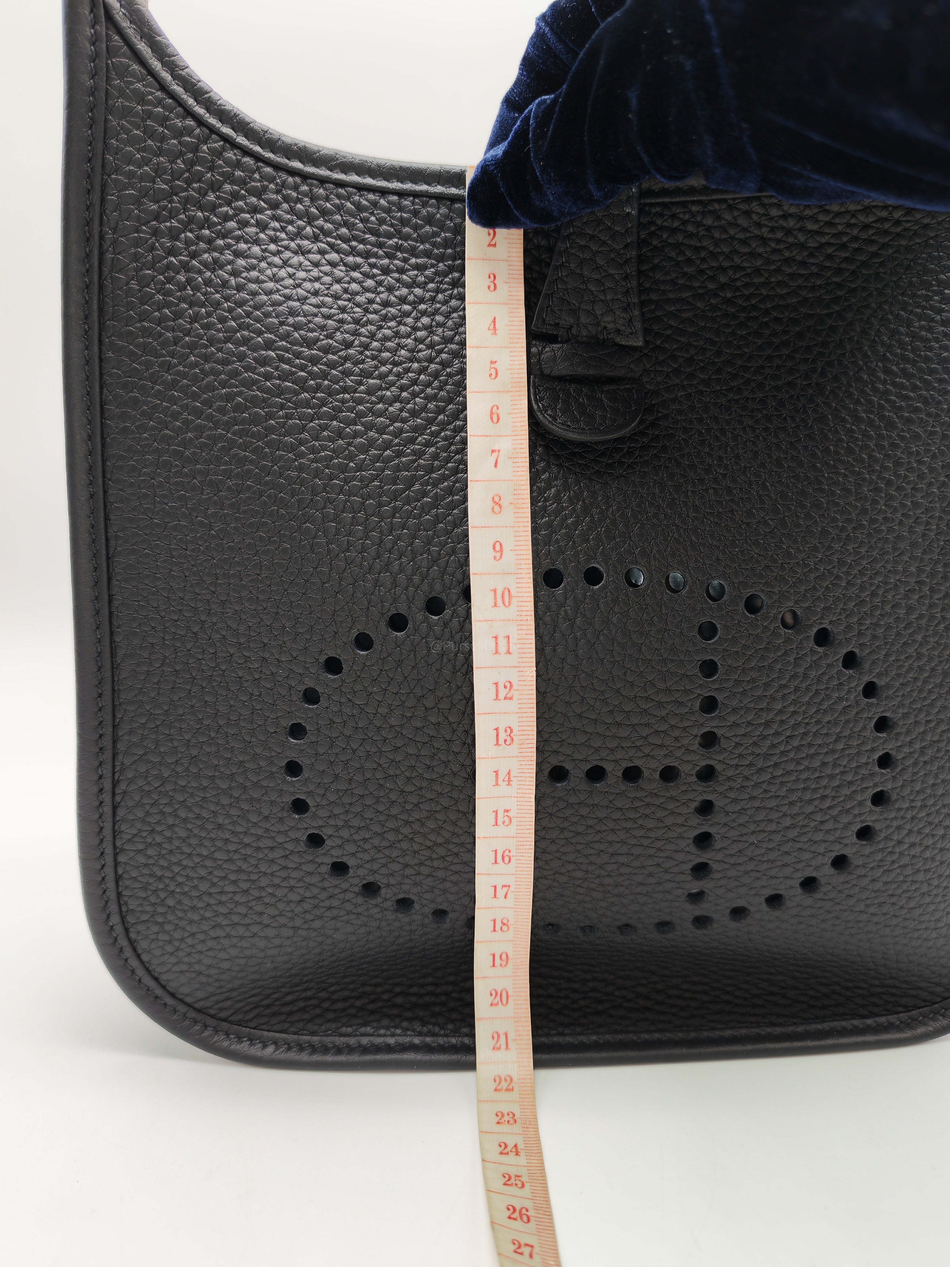 Hermes Evelyne 23 in Black/Noir Taurillon Clemence Leather Palladium Hardware Stamp G(2026)
