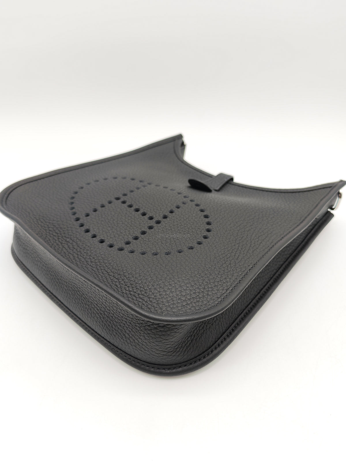 Hermes Evelyne 23 in Black/Noir Taurillon Clemence Leather Palladium Hardware Stamp G(2026)