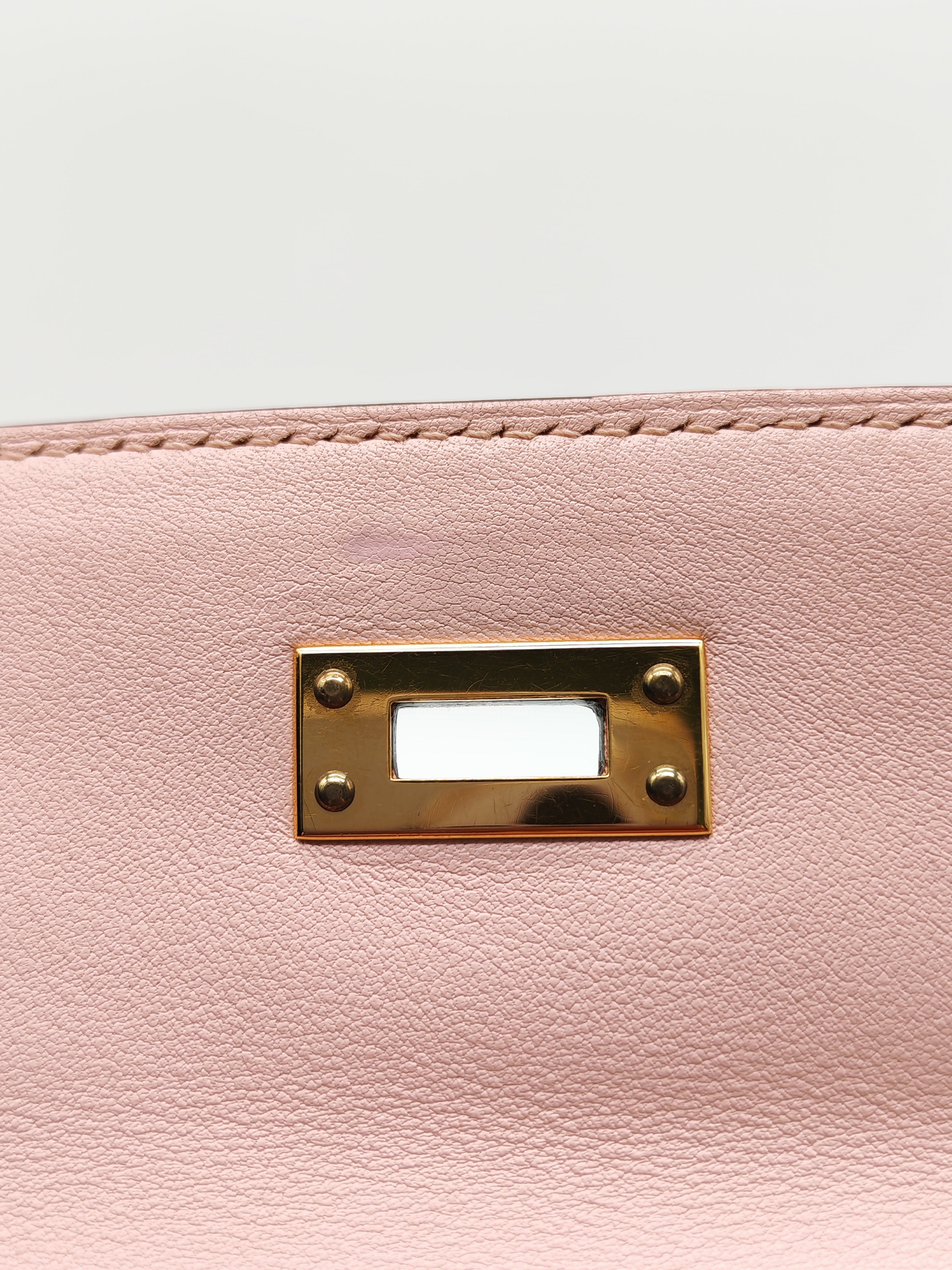 Hermes Kelly 25 Retourne in Rose Sakura Swift Leather and Gold Hardware Stamp T (2015)