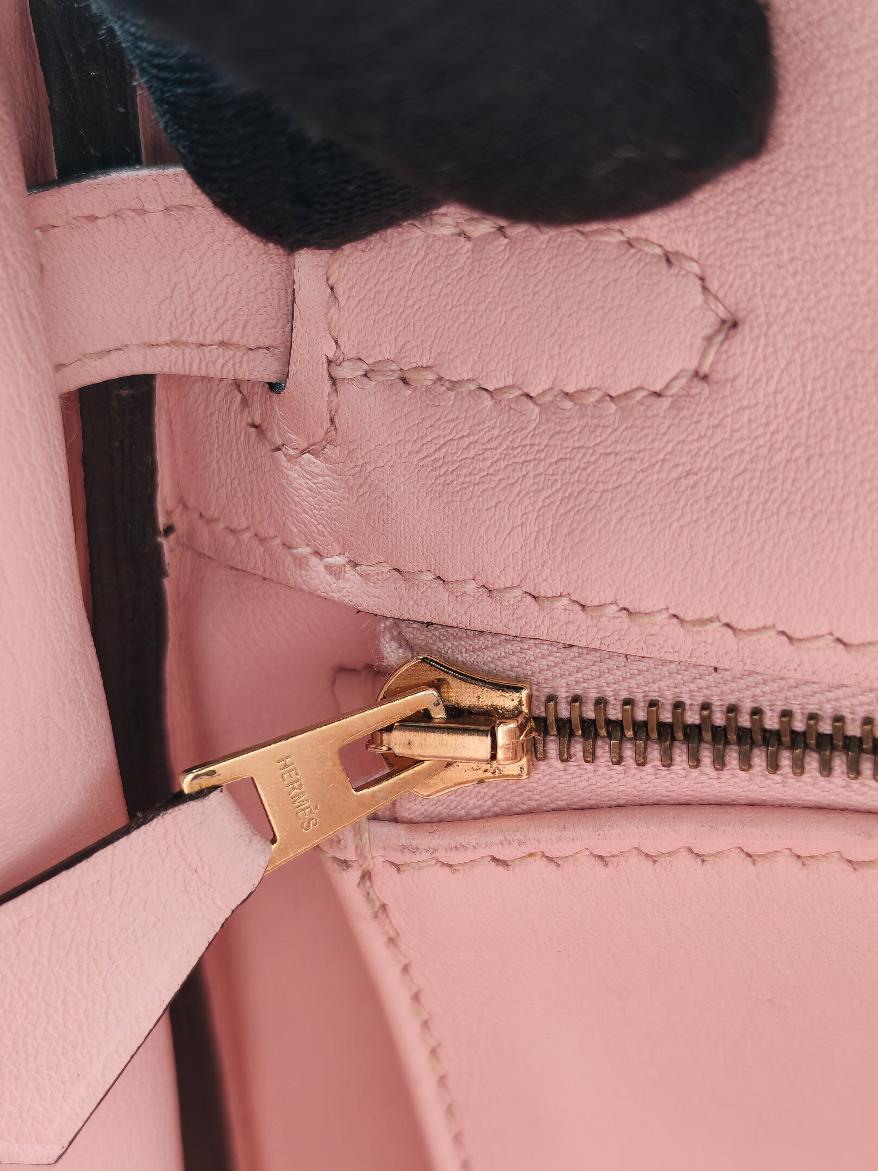 Hermes Kelly 25 Retourne in Rose Sakura Swift Leather and Gold Hardware Stamp T (2015)