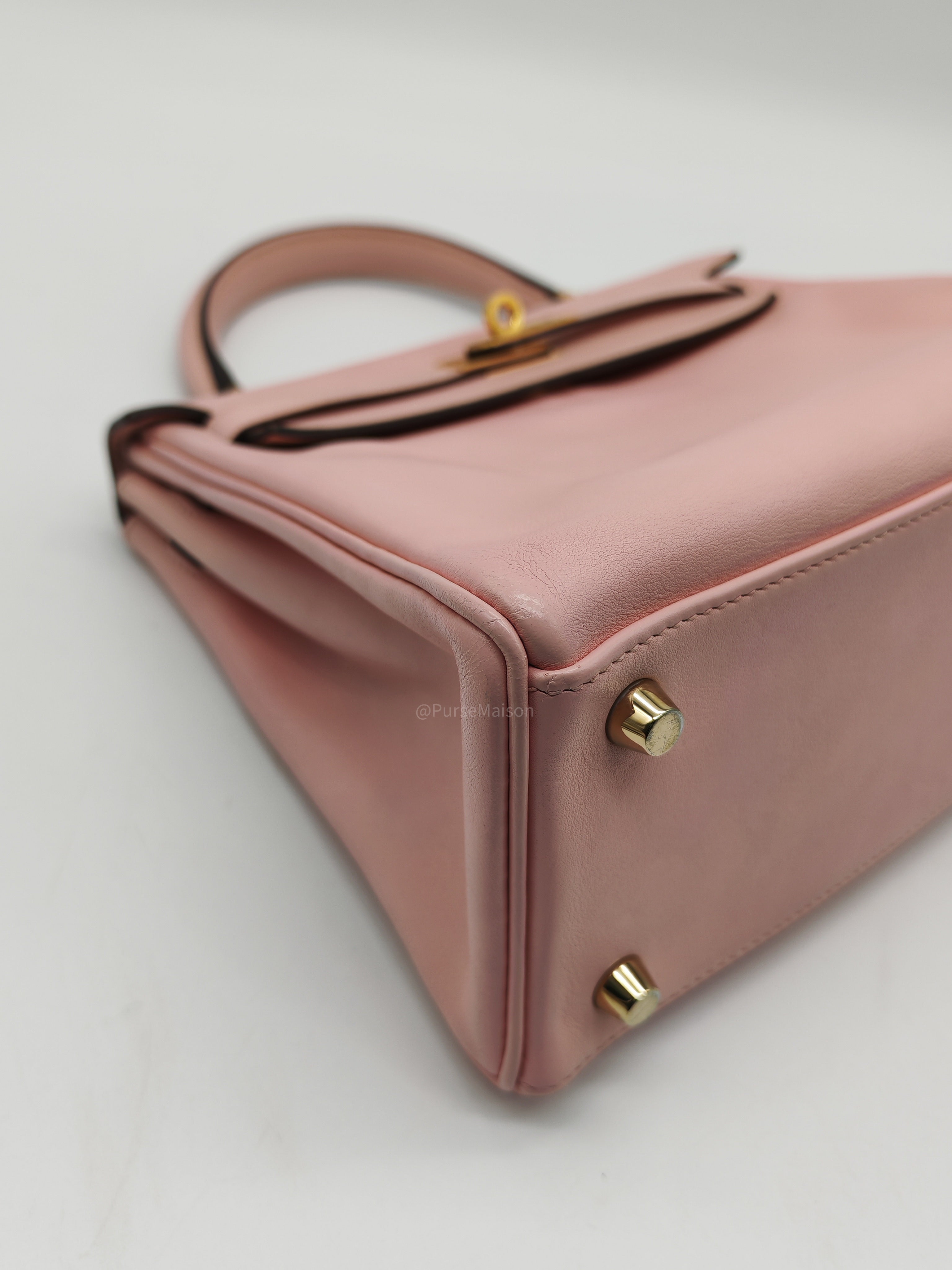 Hermes Kelly 25 Retourne in Rose Sakura Swift Leather and Gold Hardware Stamp T (2015)