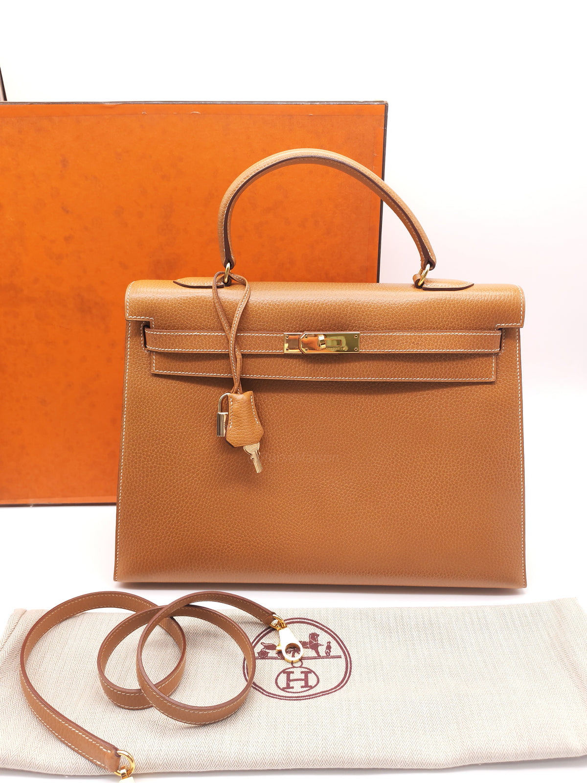 Hermes Kelly 35 in Gold Ardennes Leather Gold Hardware Stamp X Circle (1994)