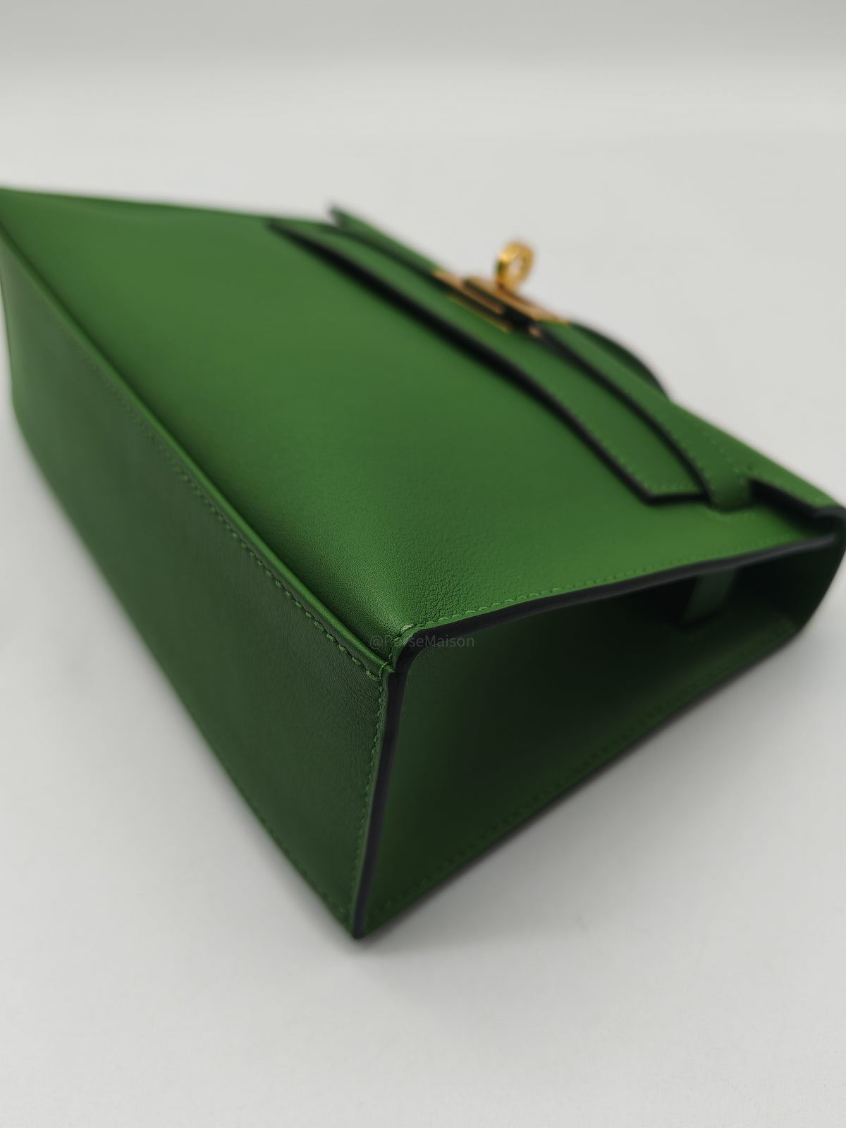 Hermes Kelly Pochette in Vert Yucca Swift Leather Gold Hardware Stamp B (2023)