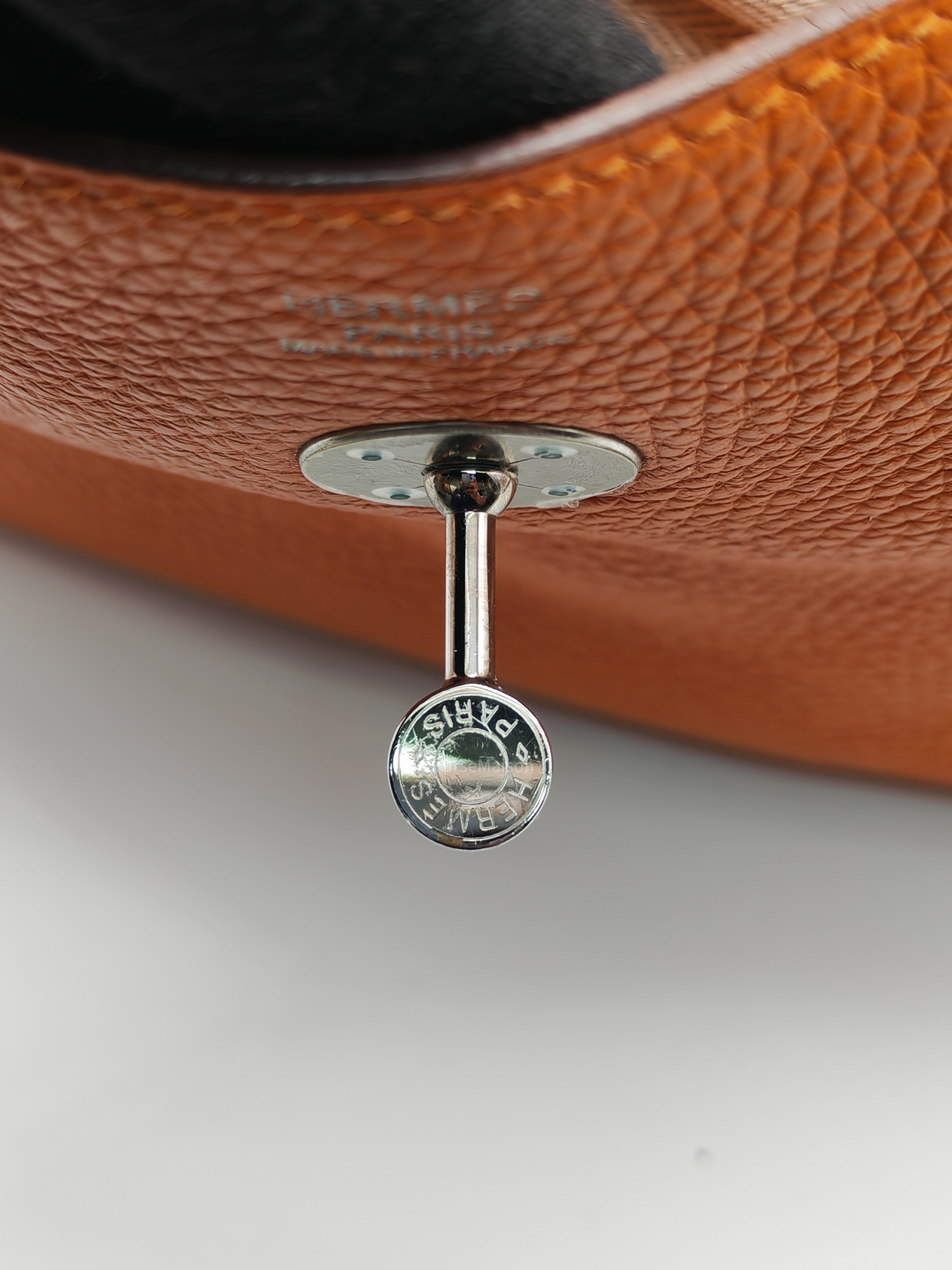 Hermes Lindy 30 in Orange Clemence Leather Palladium Hardware Stamp O Square(2011)