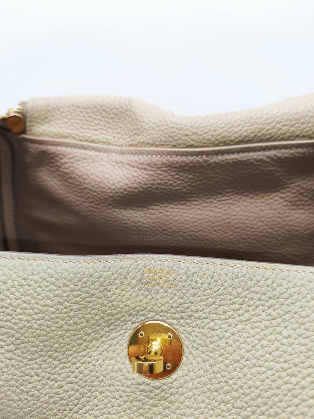 Hermes Lindy 30 in Trench Clemence Leather Gold Hardware Stamp Square Q (2013)