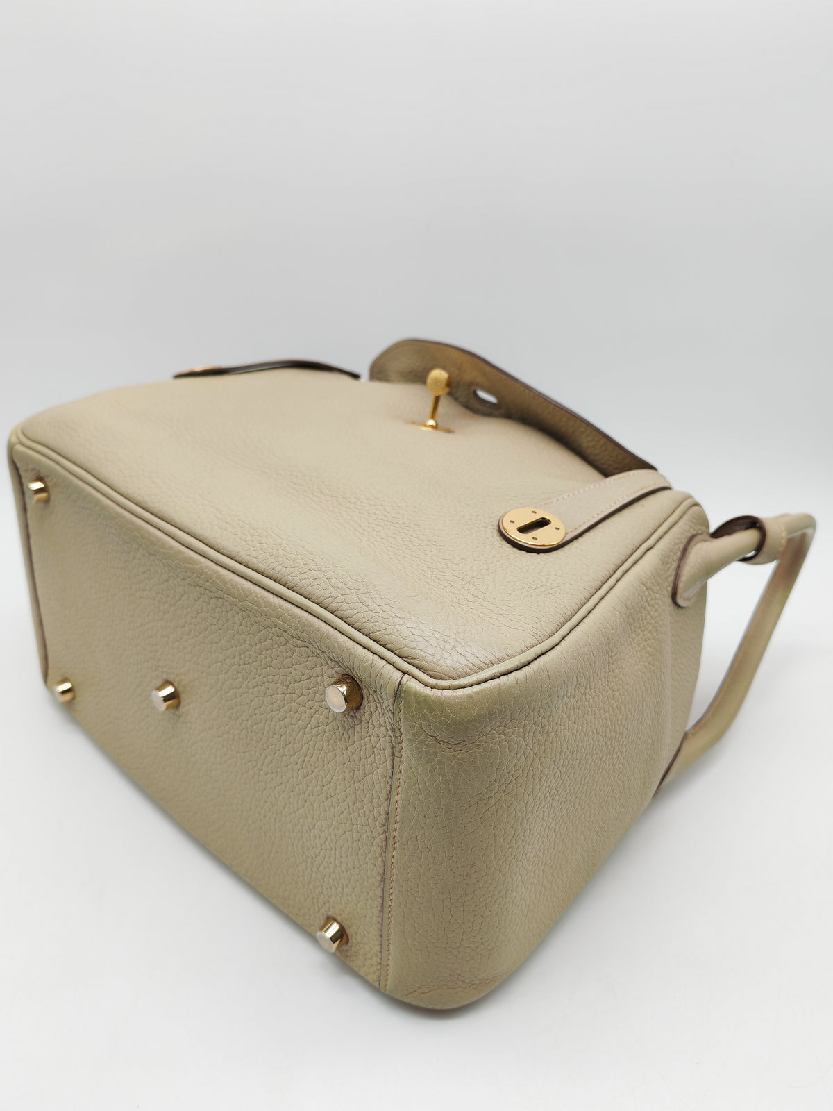 Hermes Lindy 30 in Trench Clemence Leather Gold Hardware Stamp Square Q (2013)
