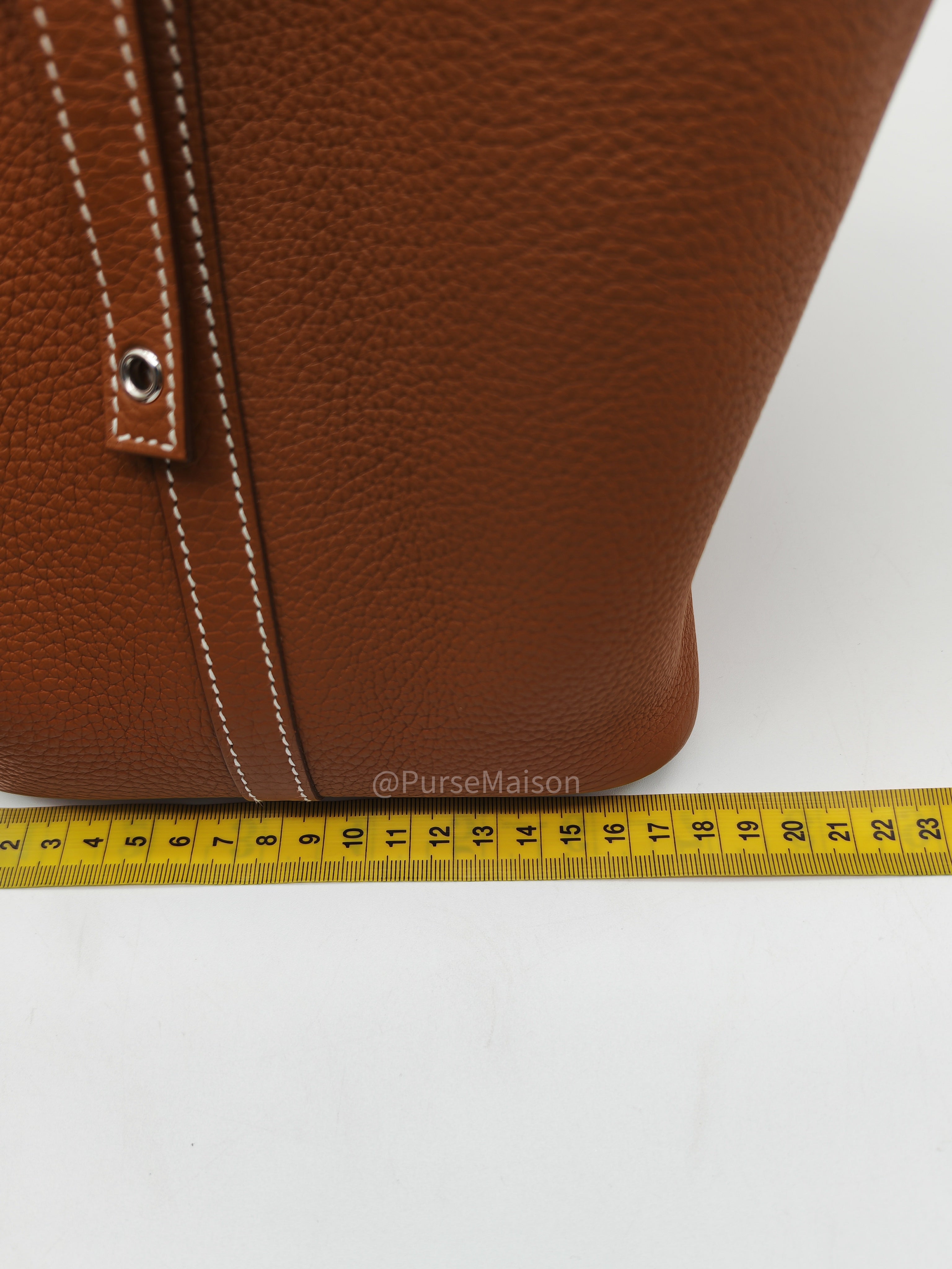 Hermes Picotin 22 in Gold Taurillion Maurice Leather Palladium Hardware Stamp U(2022)