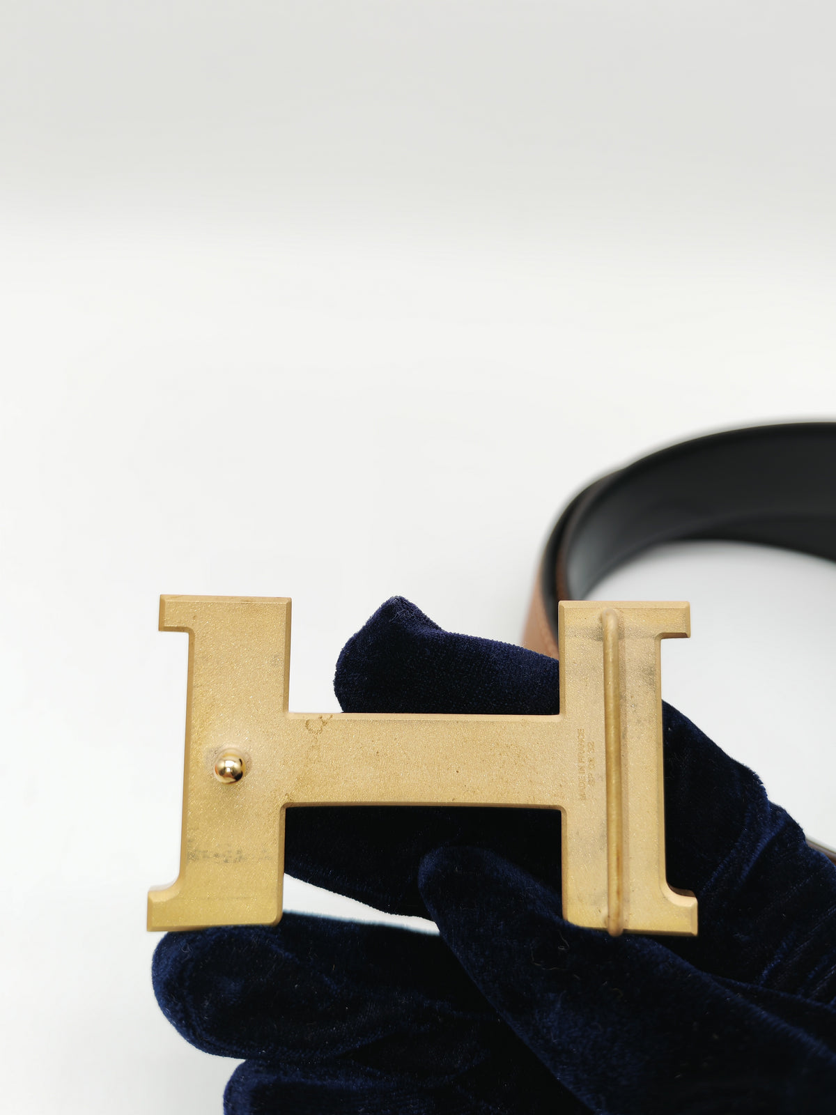 Hermes Reversible Leather Belt in Gold Clemence Leather with Brushed Gold Buckle 90 cm Stamp U (2022)
