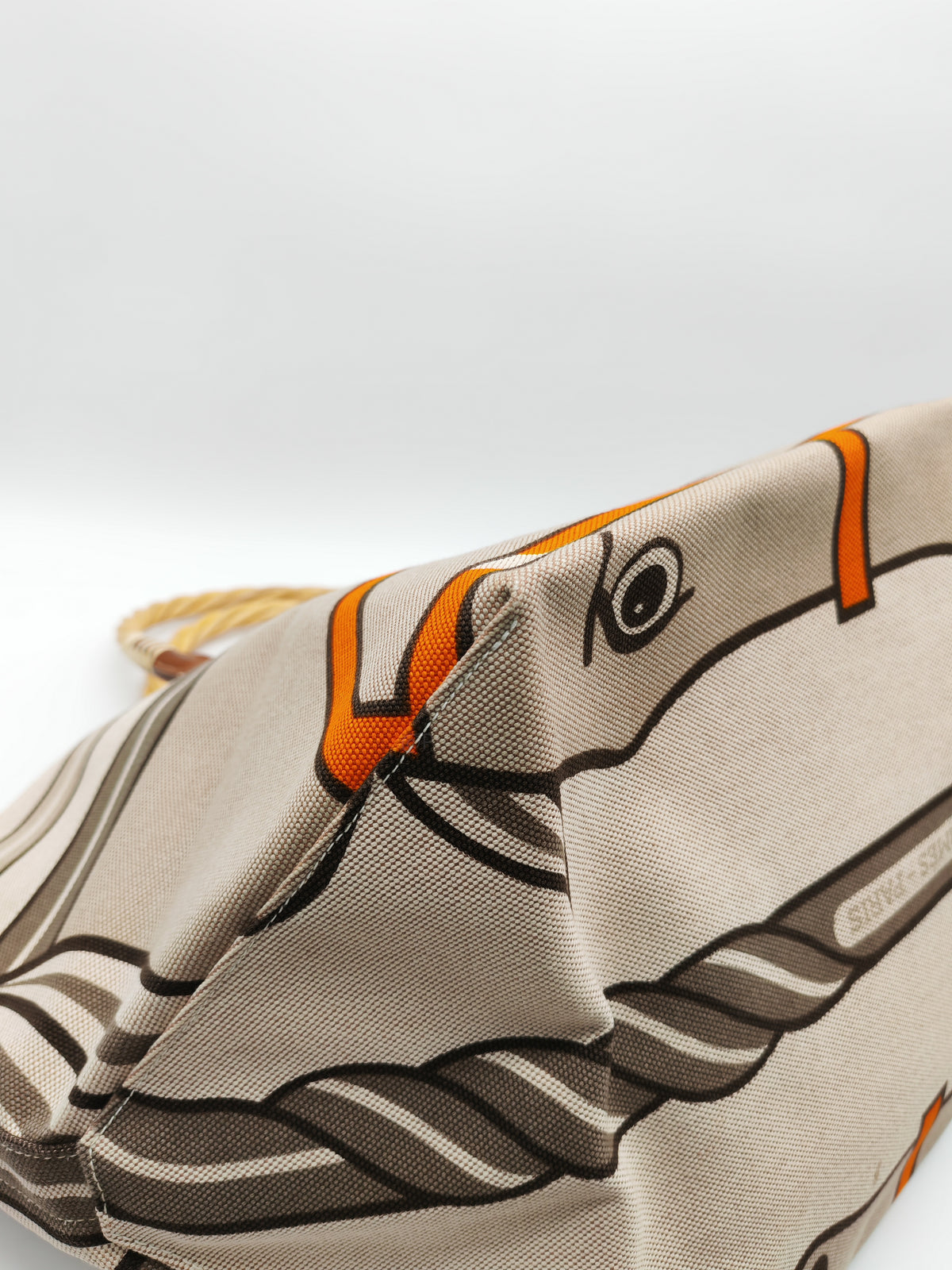 Hermès 31 Ecru Fauves Handbag Tote Bag in Light Beige Multicolor Toile H Canvas Stamp Square O (2011))