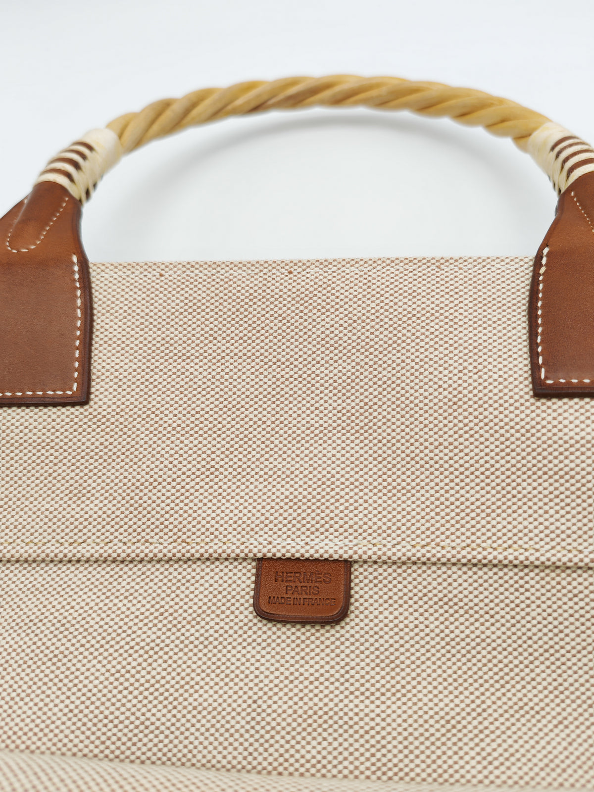 Hermès 31 Ecru Fauves Handbag Tote Bag in Light Beige Multicolor Toile H Canvas Stamp Square O (2011))