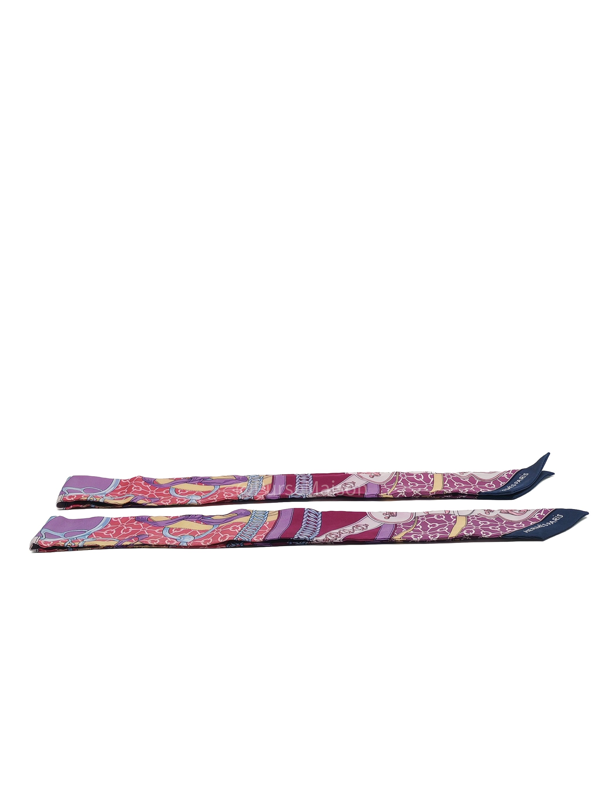 Hermes La Promenade Du Matin Rose, Mauve Silk Twilly (Pair)
