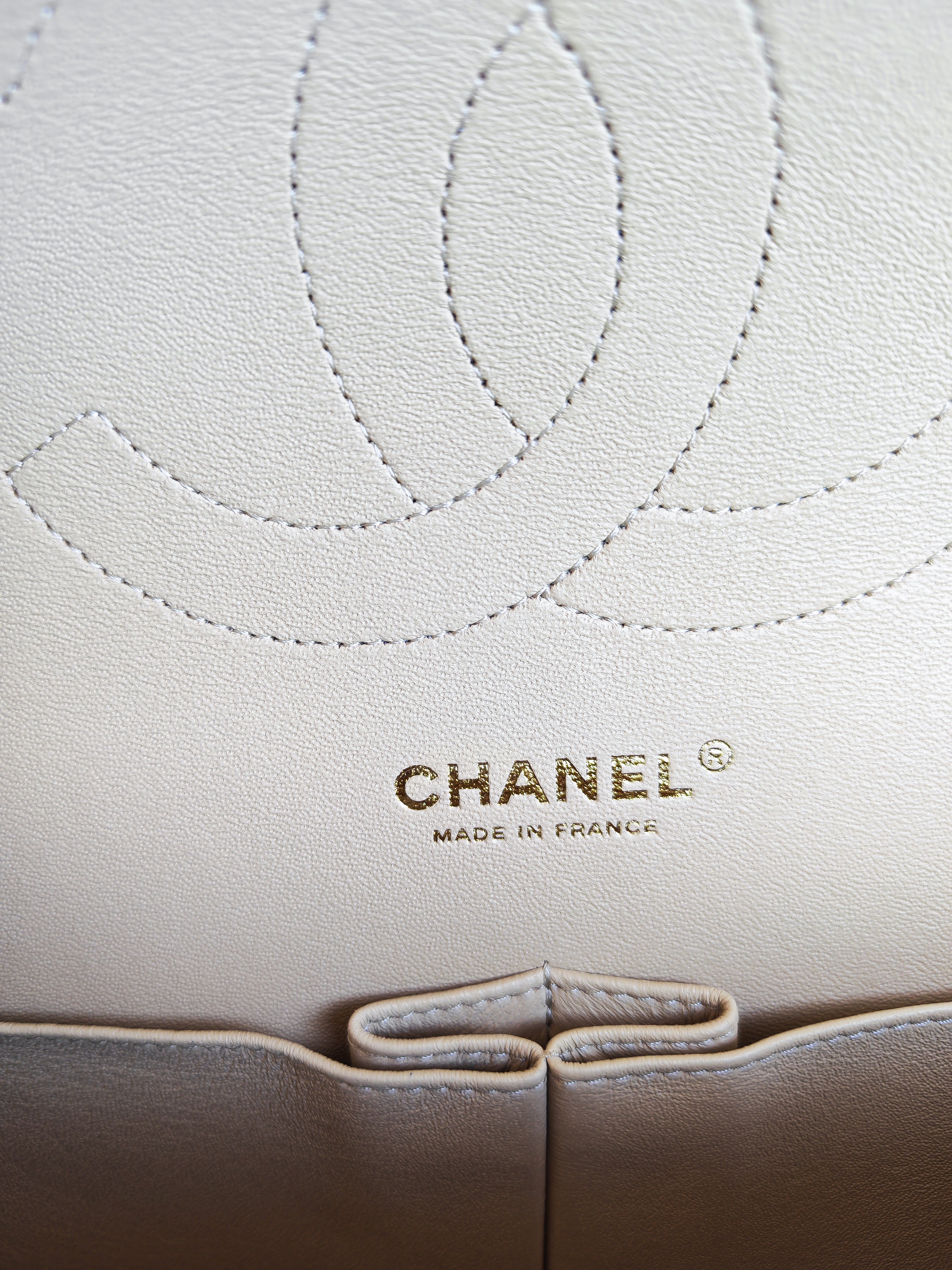 Classic Double Flap Jumbo in Beige Clair Caviar Leather and Gold Hardware (Microchip)