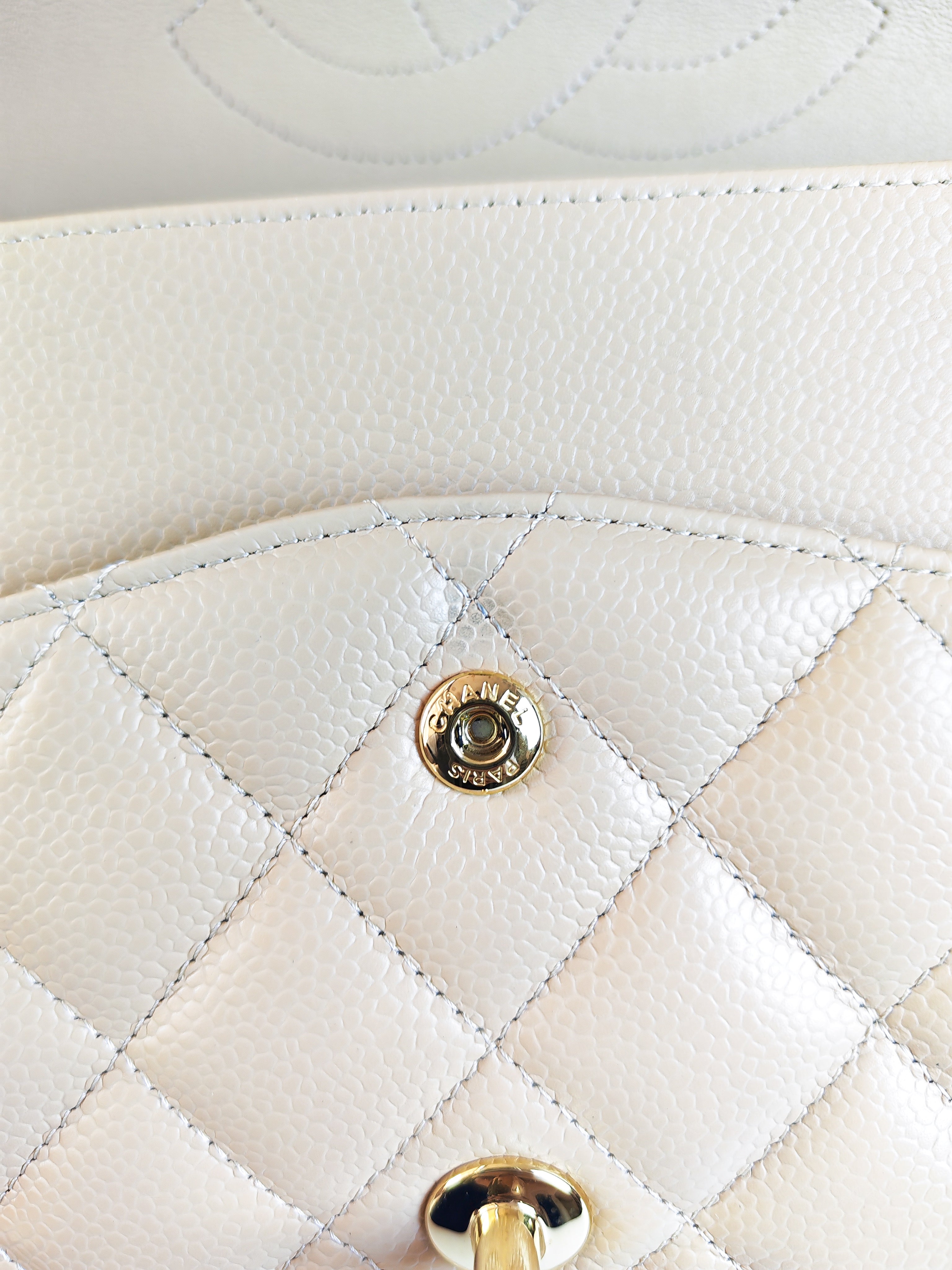 Classic Double Flap Jumbo in Beige Clair Caviar Leather and Gold Hardware (Microchip)