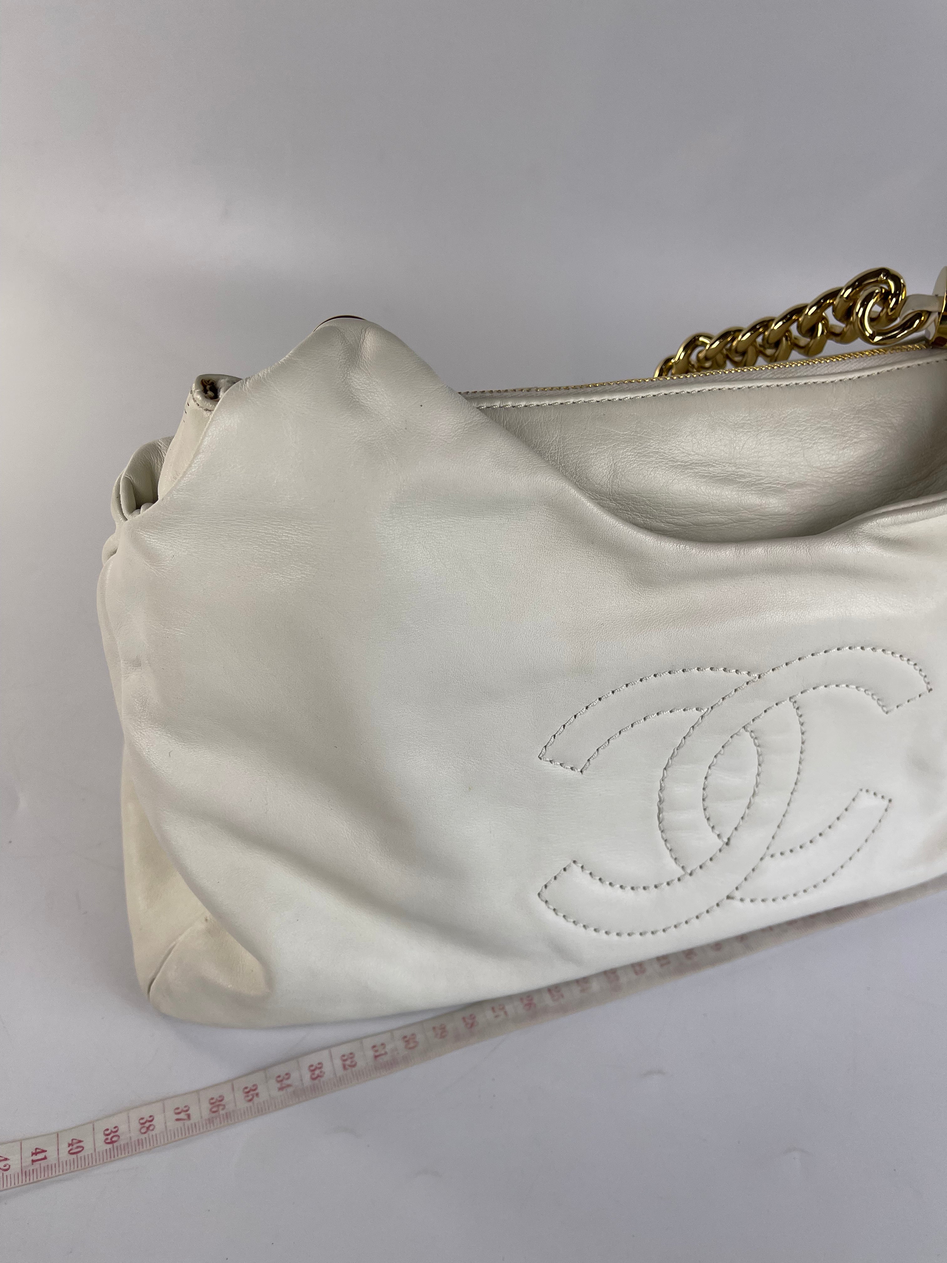 Rodeo Drive White Calfskin Leather and Shiny Gold Hardwaere Hobo Bag Series 12