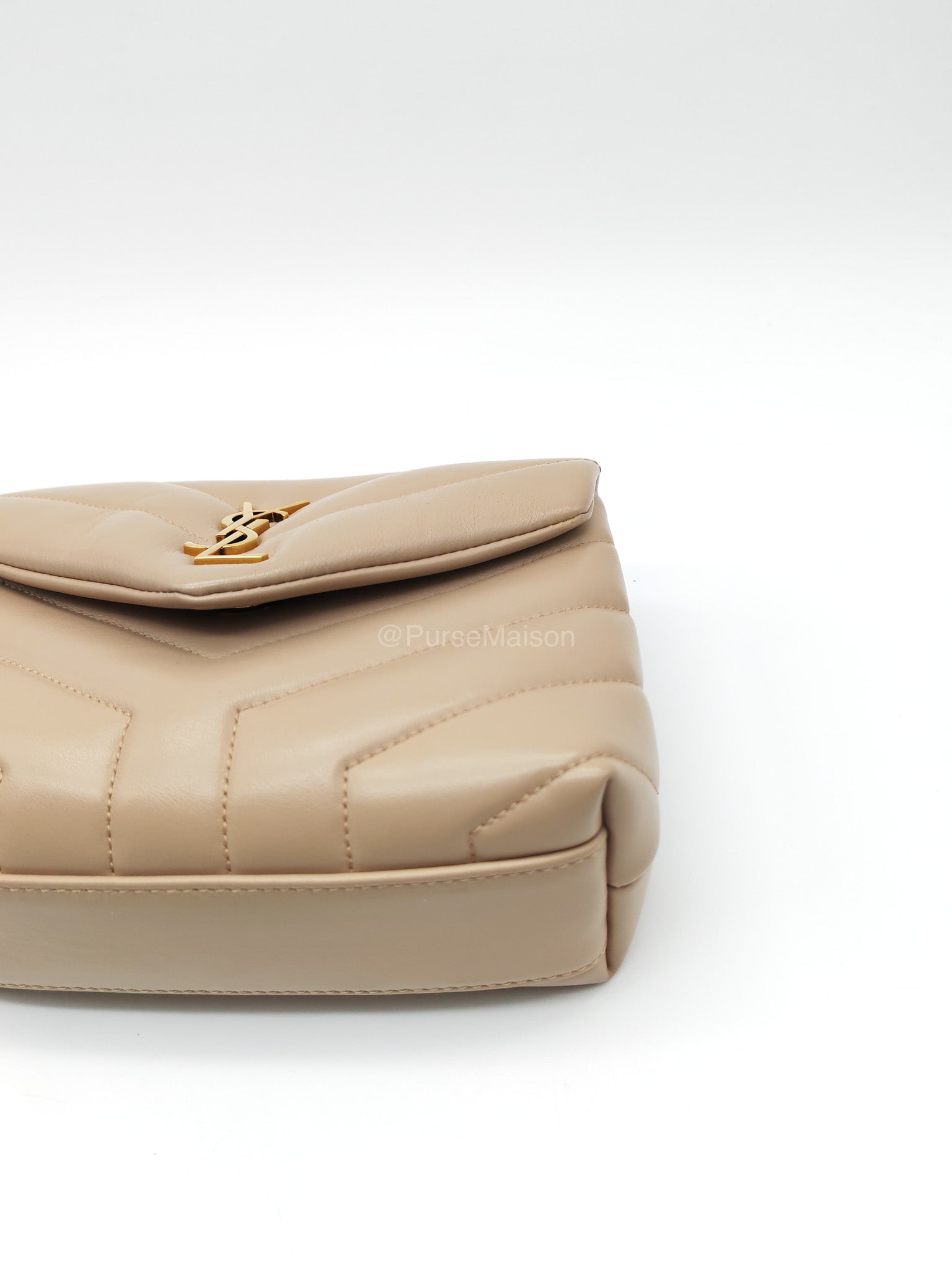 Yves Saint Laurent Toy Loulou Bag in Beige Chevron Quilted Calfskin Leather and Gold Hardware