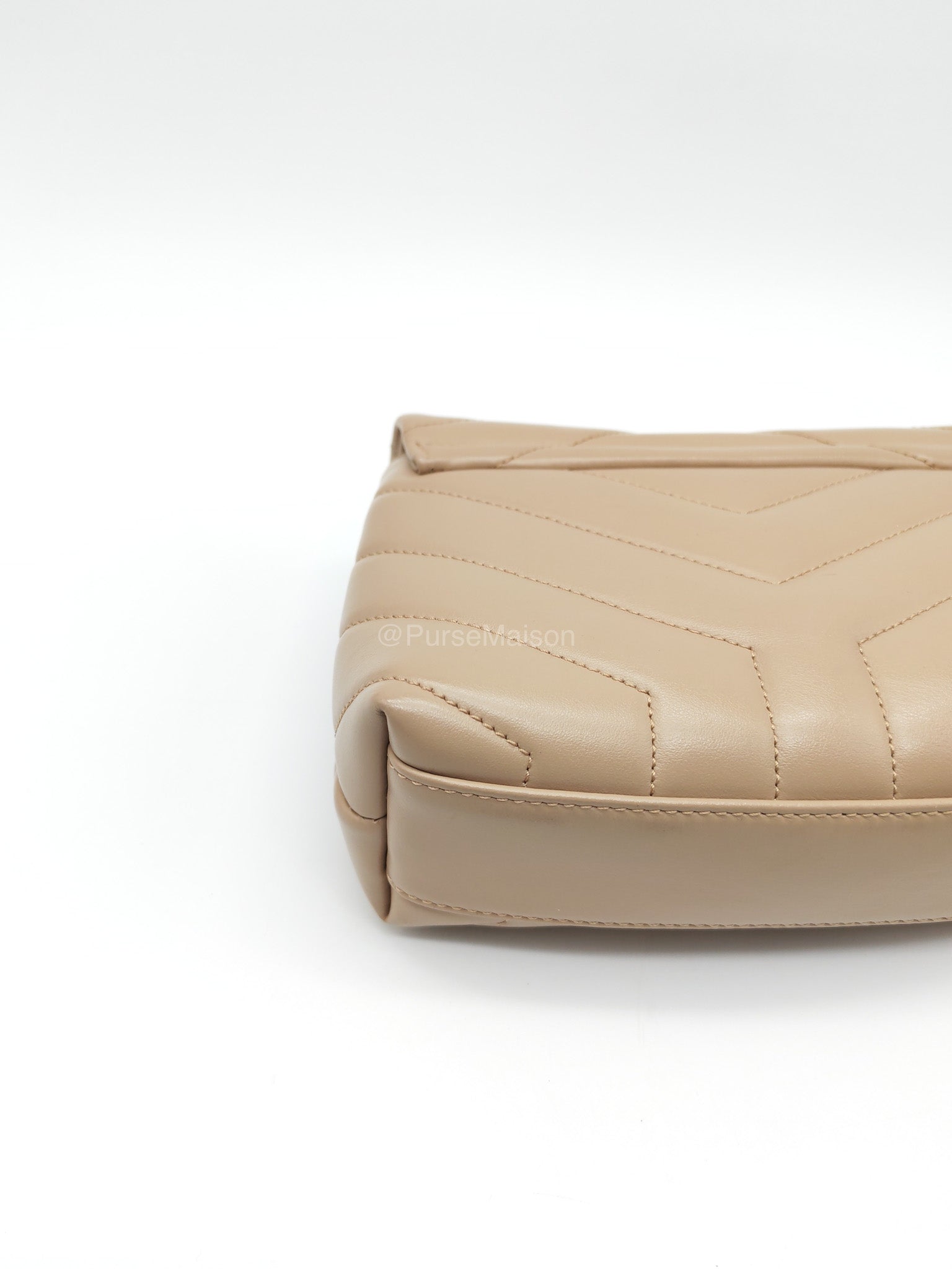 Yves Saint Laurent Toy Loulou Bag in Beige Chevron Quilted Calfskin Leather and Gold Hardware
