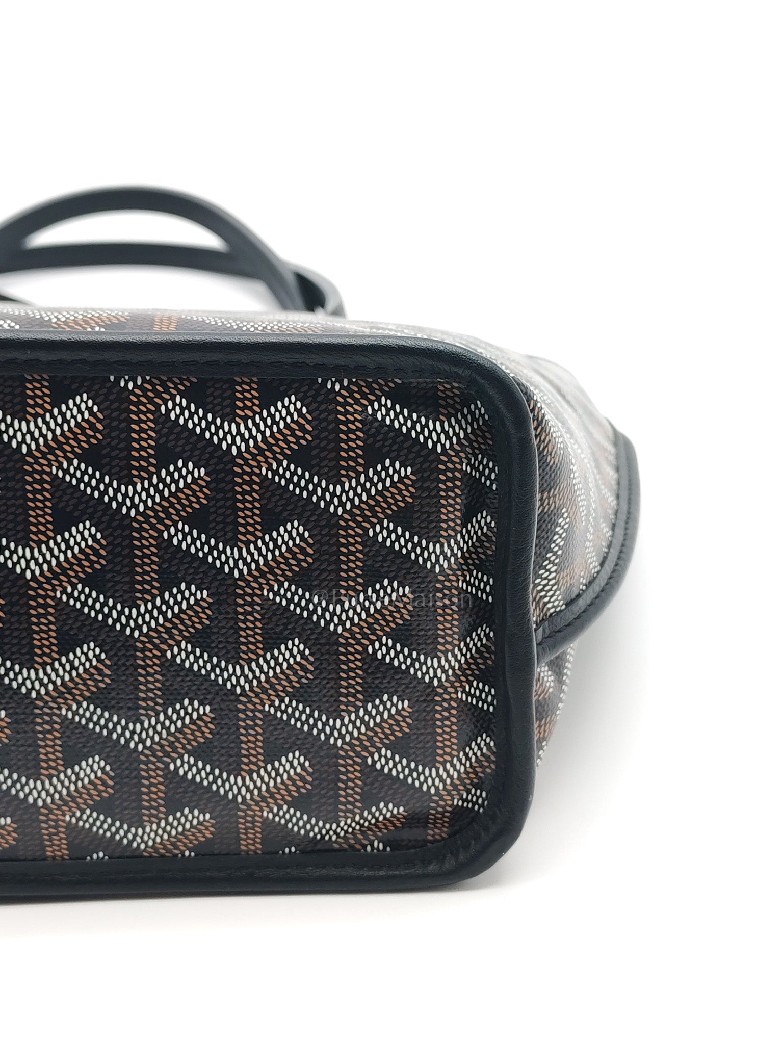 Mini Anjou in Black Goyardine Canvas