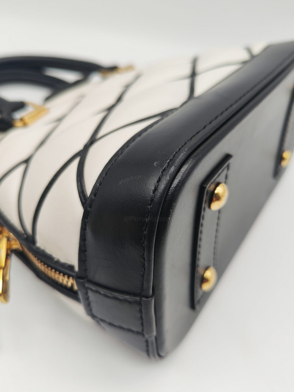 Louis Vuitton Alma BB in Malletage White and Black Lambskin Leather Gold Hardware Microchip